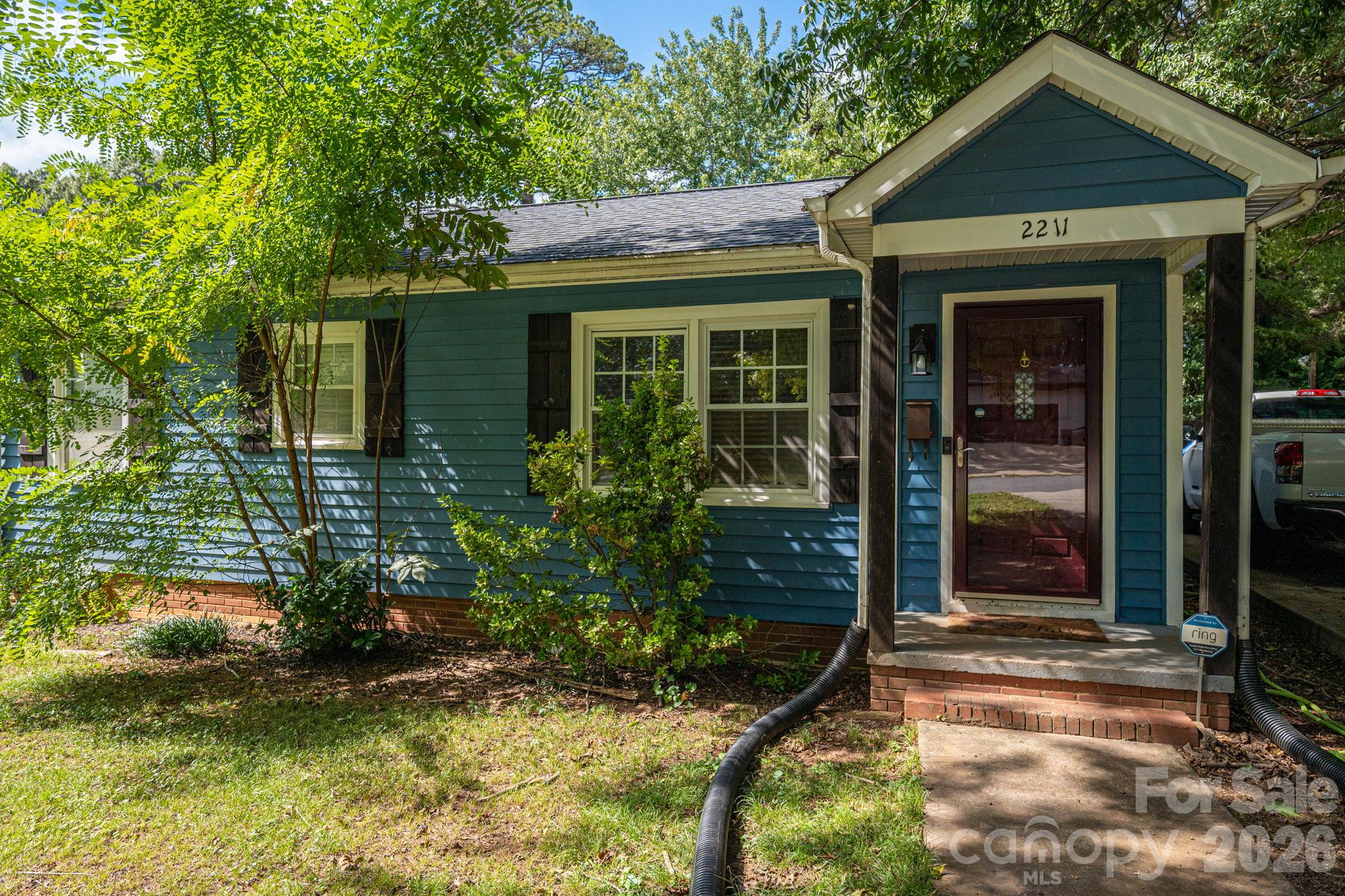 Single Family Residence at 2211 Lee Street, Gastonia, photo 14 of 34