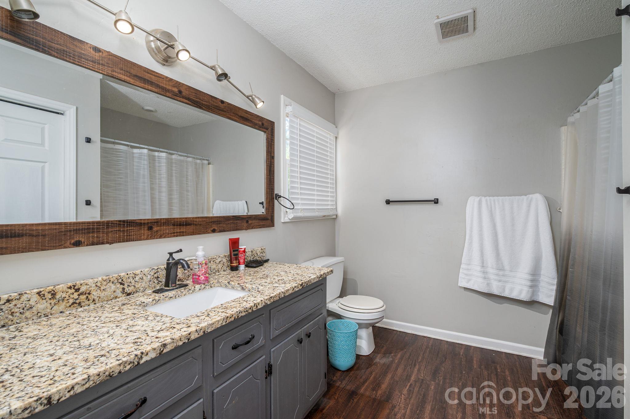 Single Family Residence at 2211 Lee Street, Gastonia, photo 20 of 34