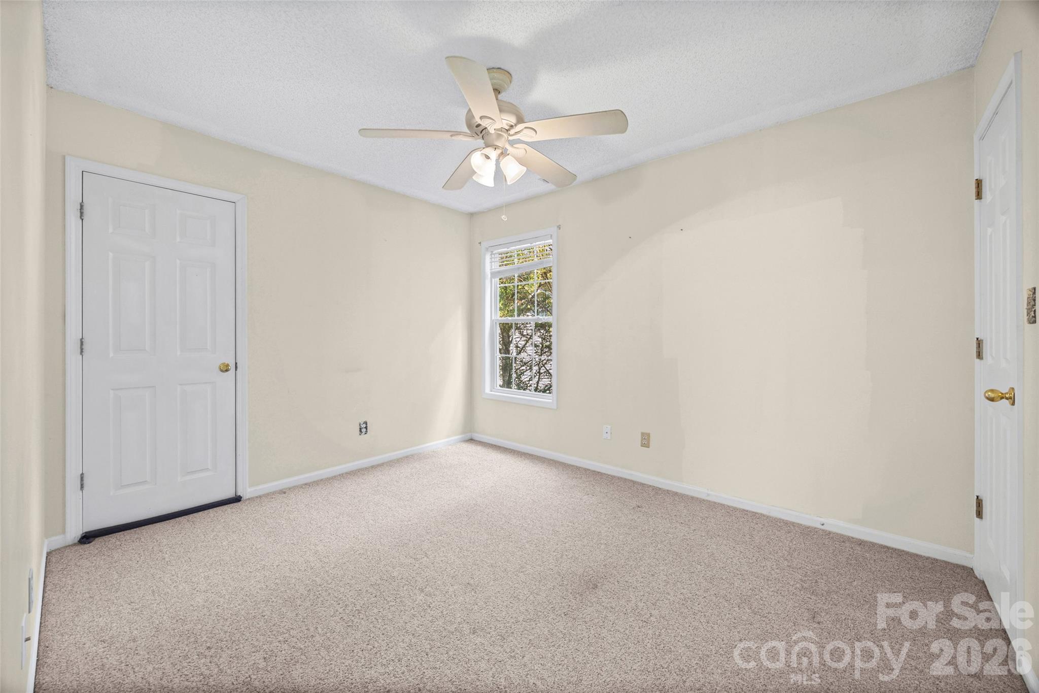 Single Family Residence at 2006 Capstone Court, Rock Hill, photo 25 of 36