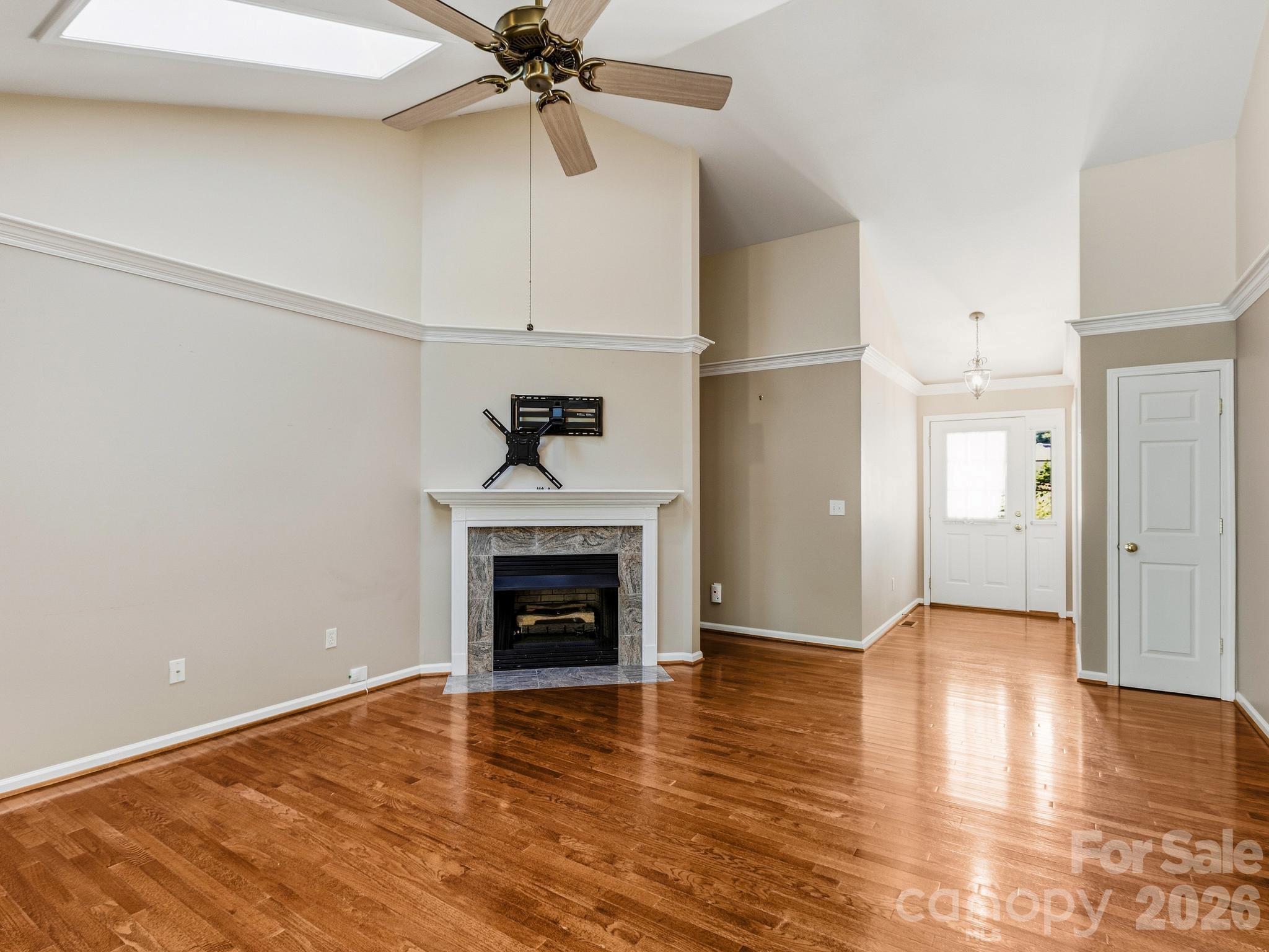 Townhouse at 286 Charlestown Drive, Hendersonville, photo 7 of 30