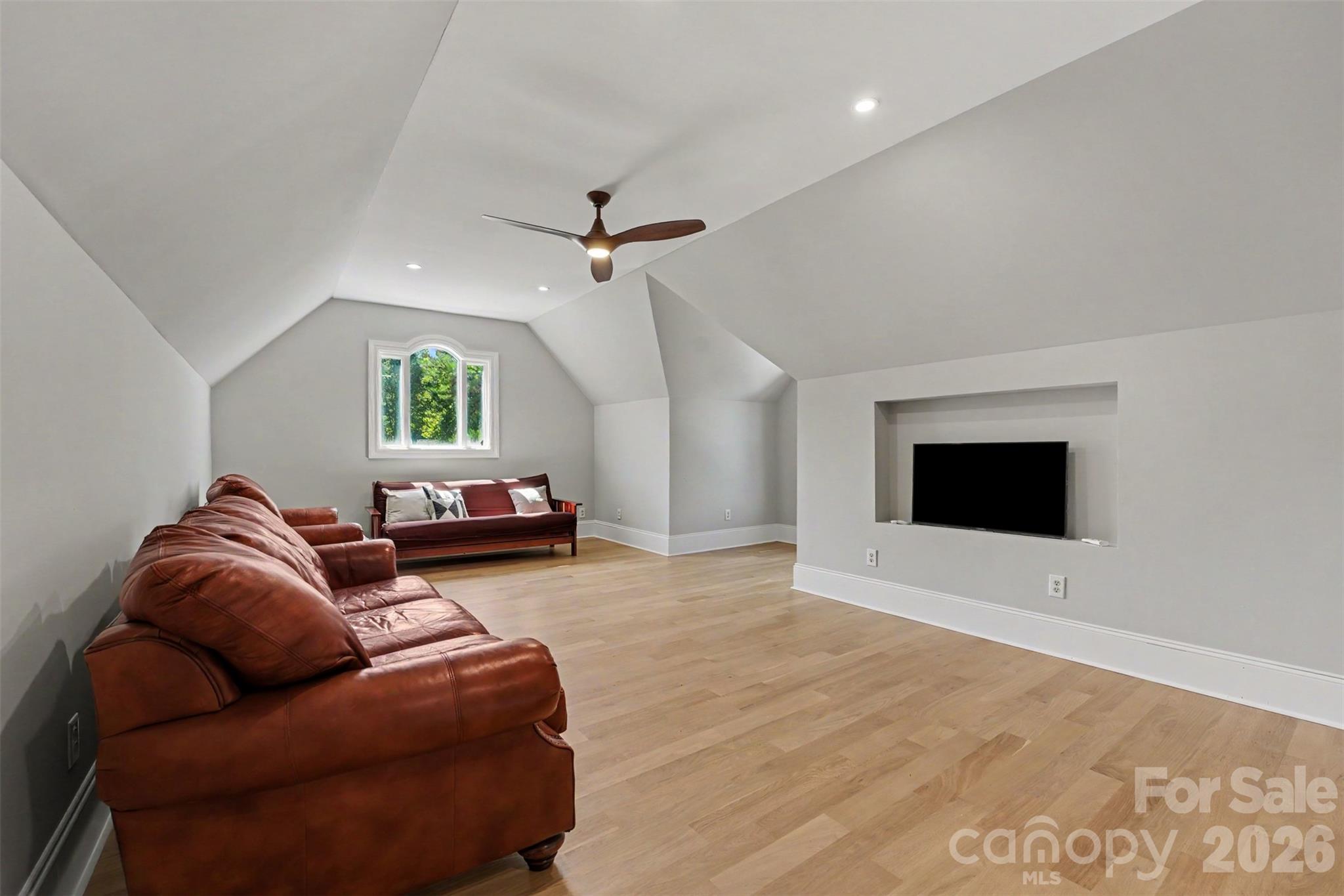 Single Family Residence at 109 Fitchburg Court, Mooresville, photo 24 of 45