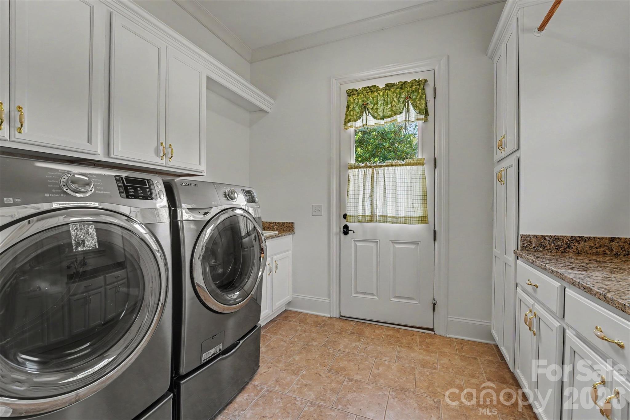 Main Floor Laundry - 109 Fitchburg Court, Mooresville