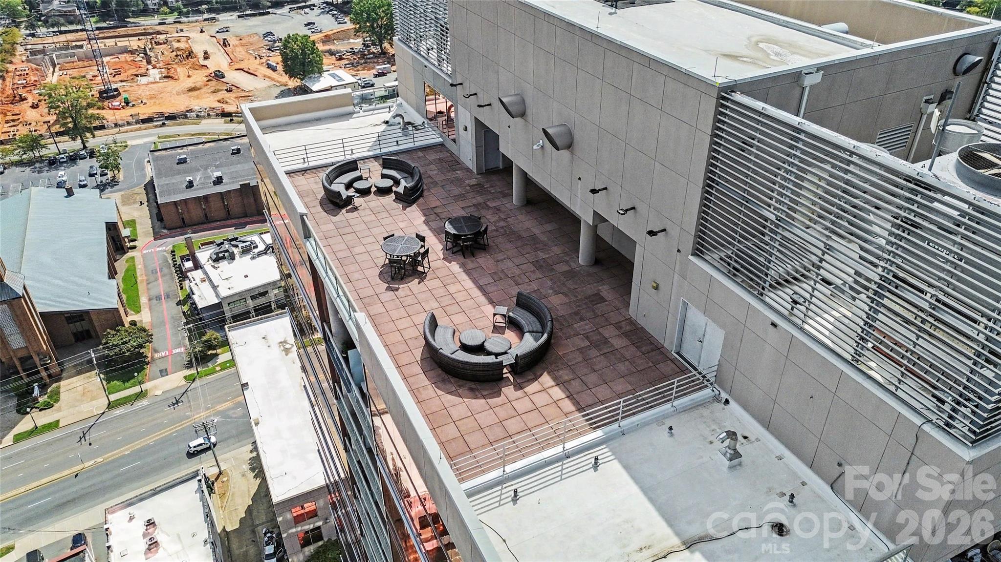 Condominium at 315 Arlington Avenue, Charlotte, photo 34 of 43