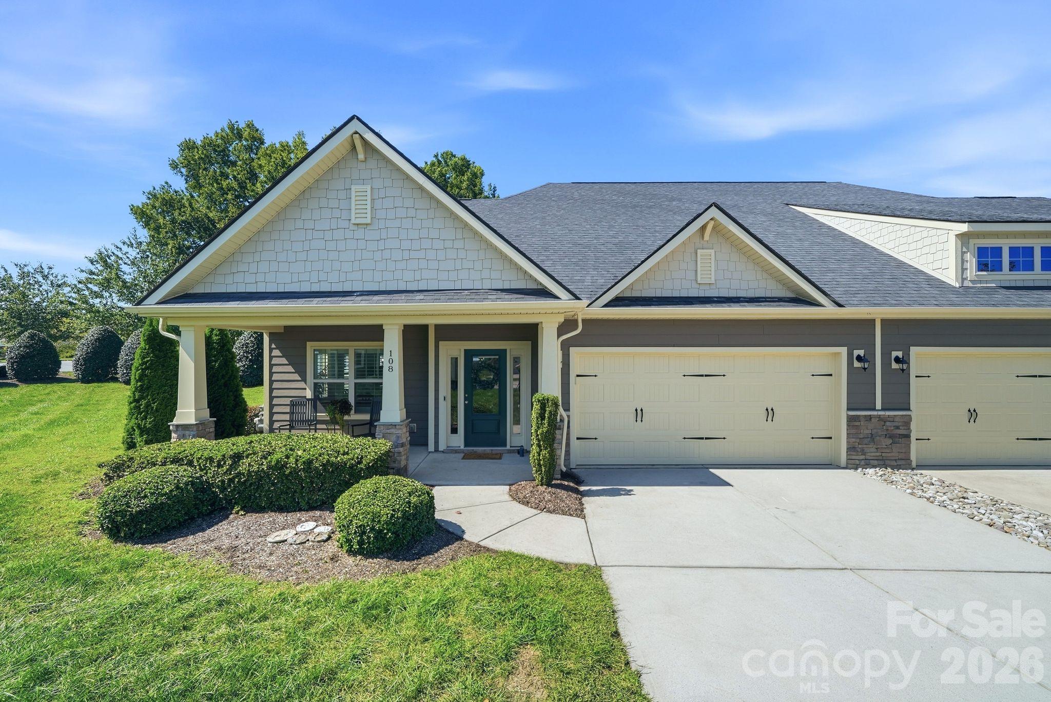 108 Damsire Court