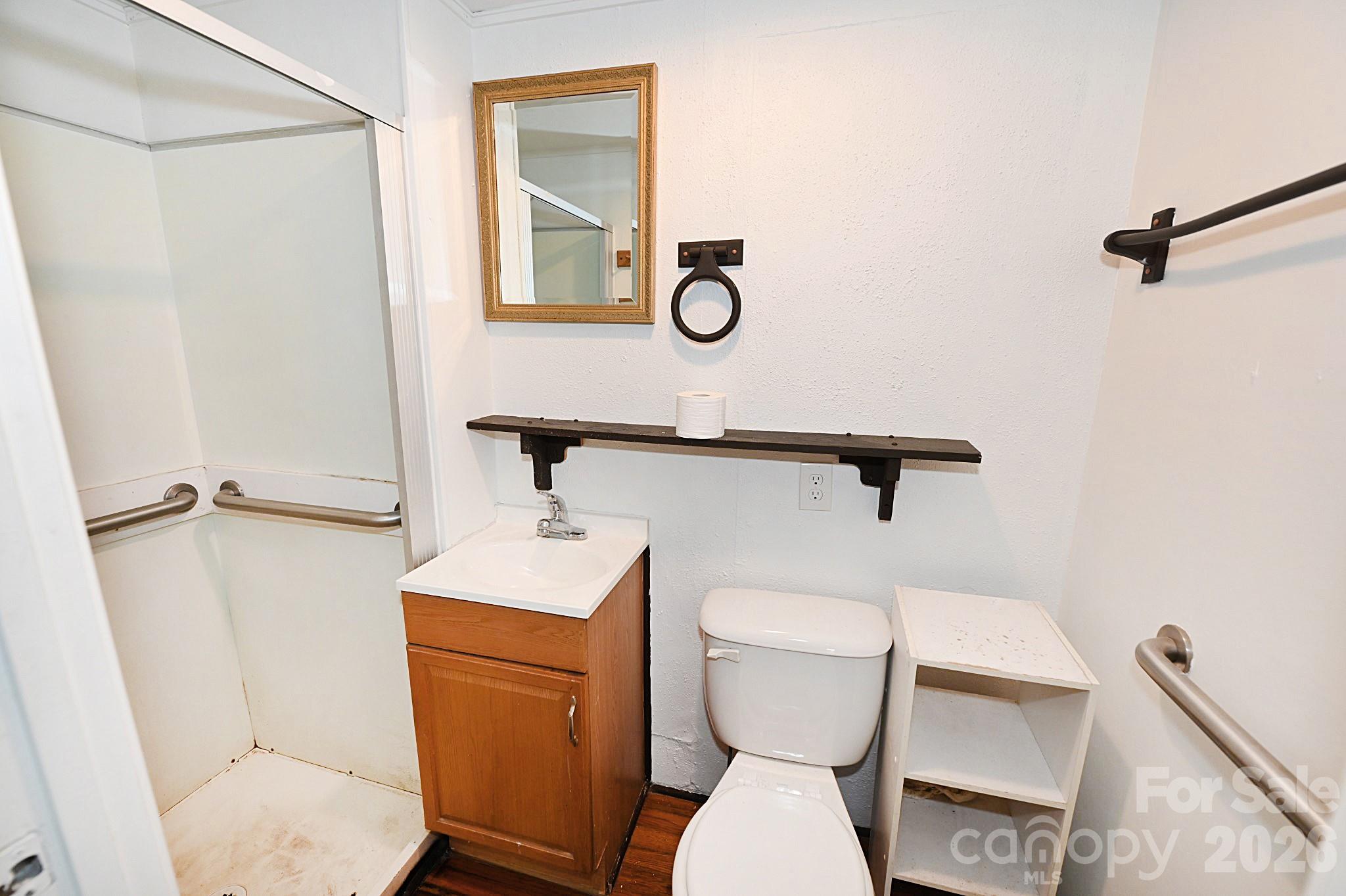 Single Family Residence at 755 2nd Avenue SW, Hickory, photo 3 of 24