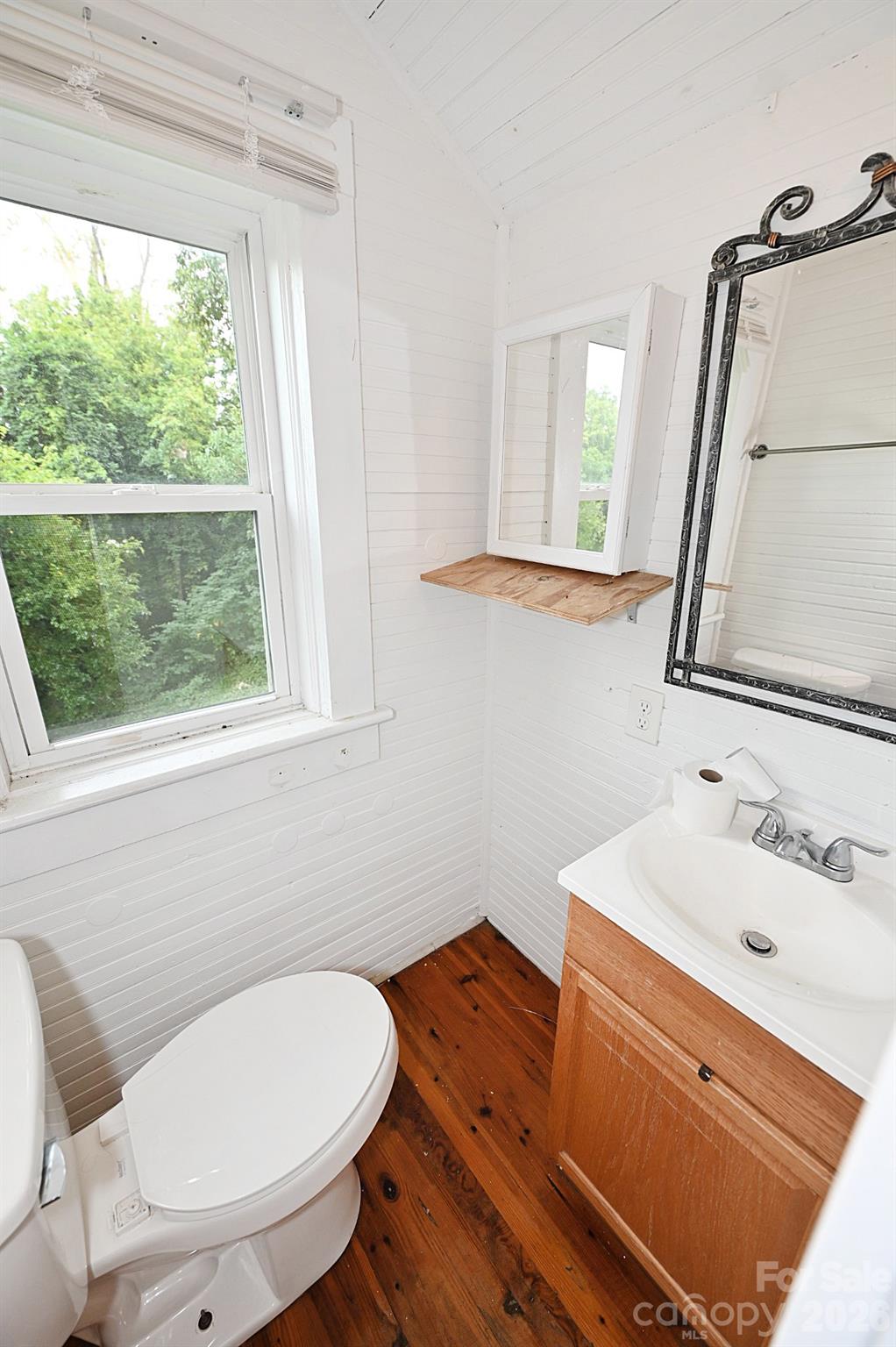 Single Family Residence at 755 2nd Avenue SW, Hickory, photo 15 of 24