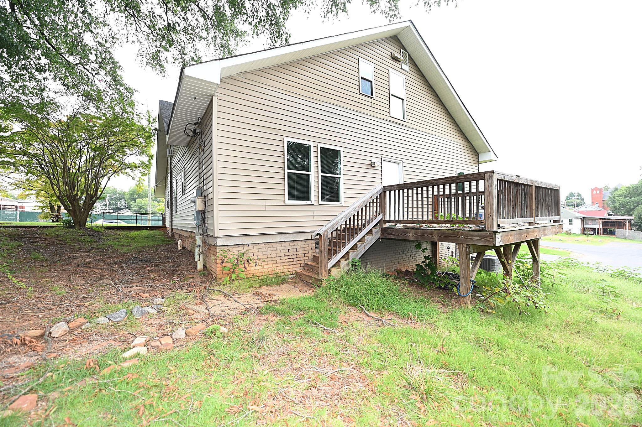 Single Family Residence at 755 2nd Avenue SW, Hickory, photo 21 of 24