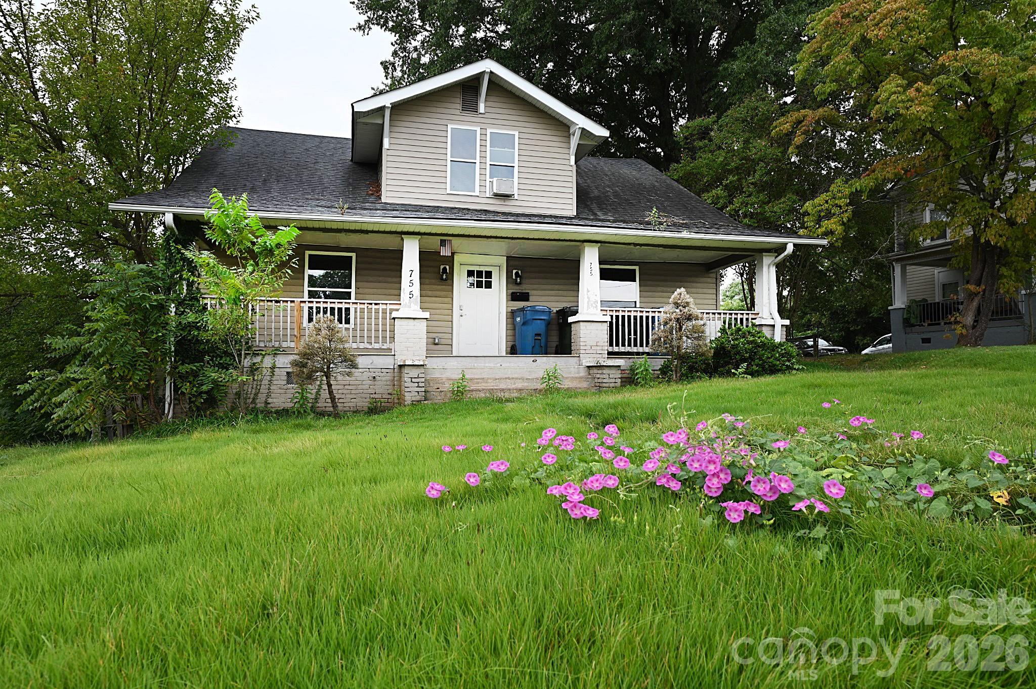 Single Family Residence at 755 2nd Avenue SW, Hickory, photo 23 of 24