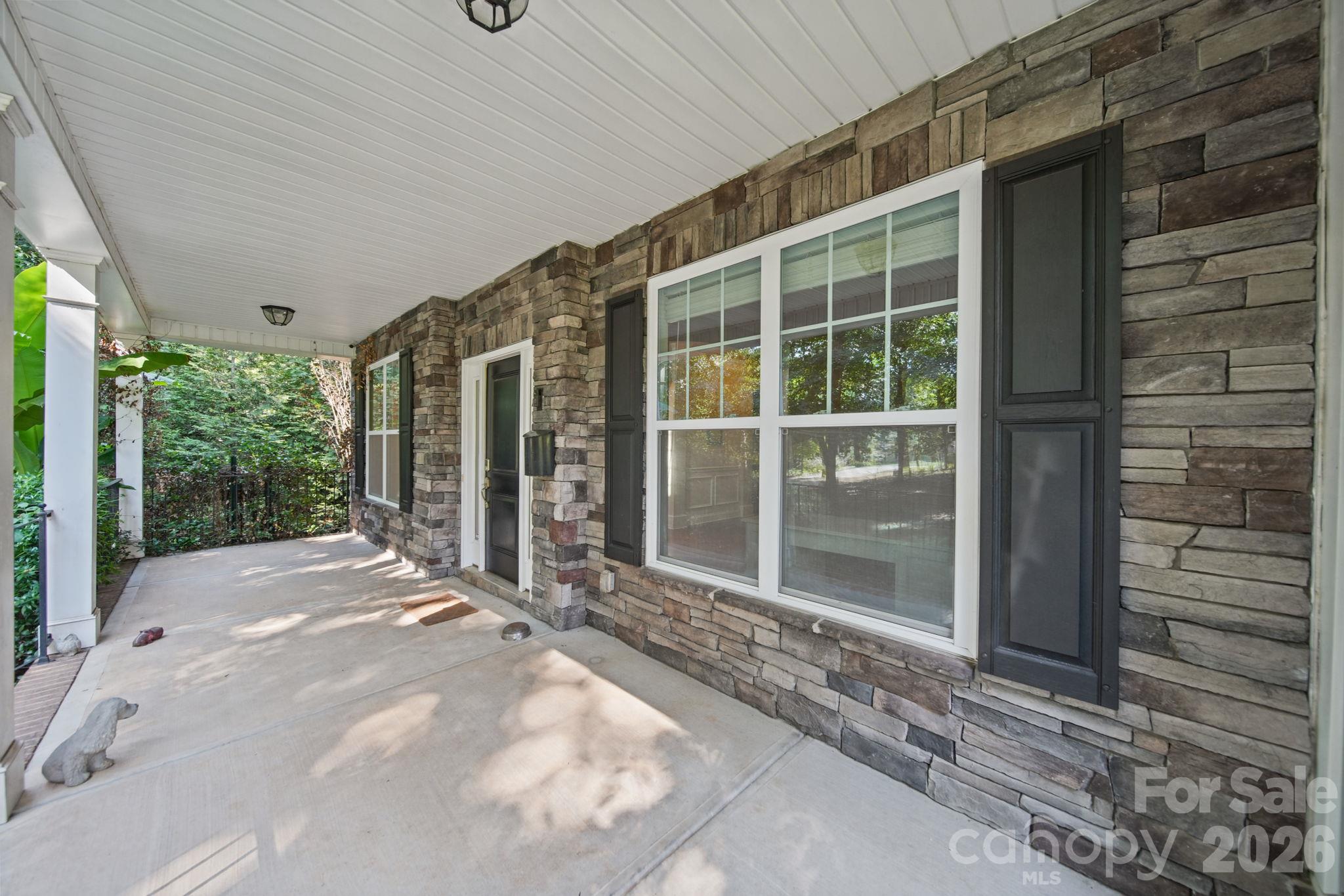 Single Family Residence at 128 Harvest Wind Court, Mooresville, photo 4 of 42