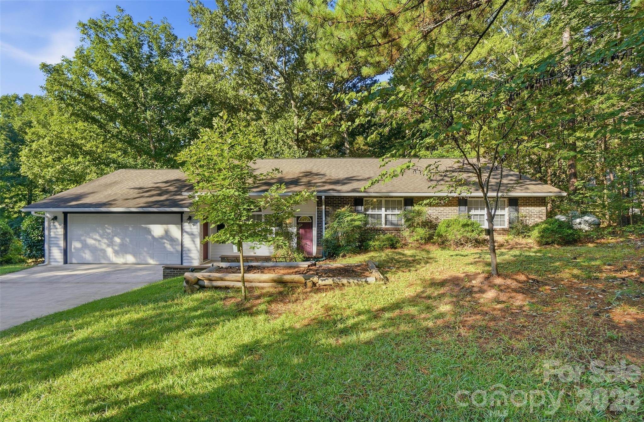 Single Family Residence at 8004 Agape Lane, Waxhaw, photo 5 of 45