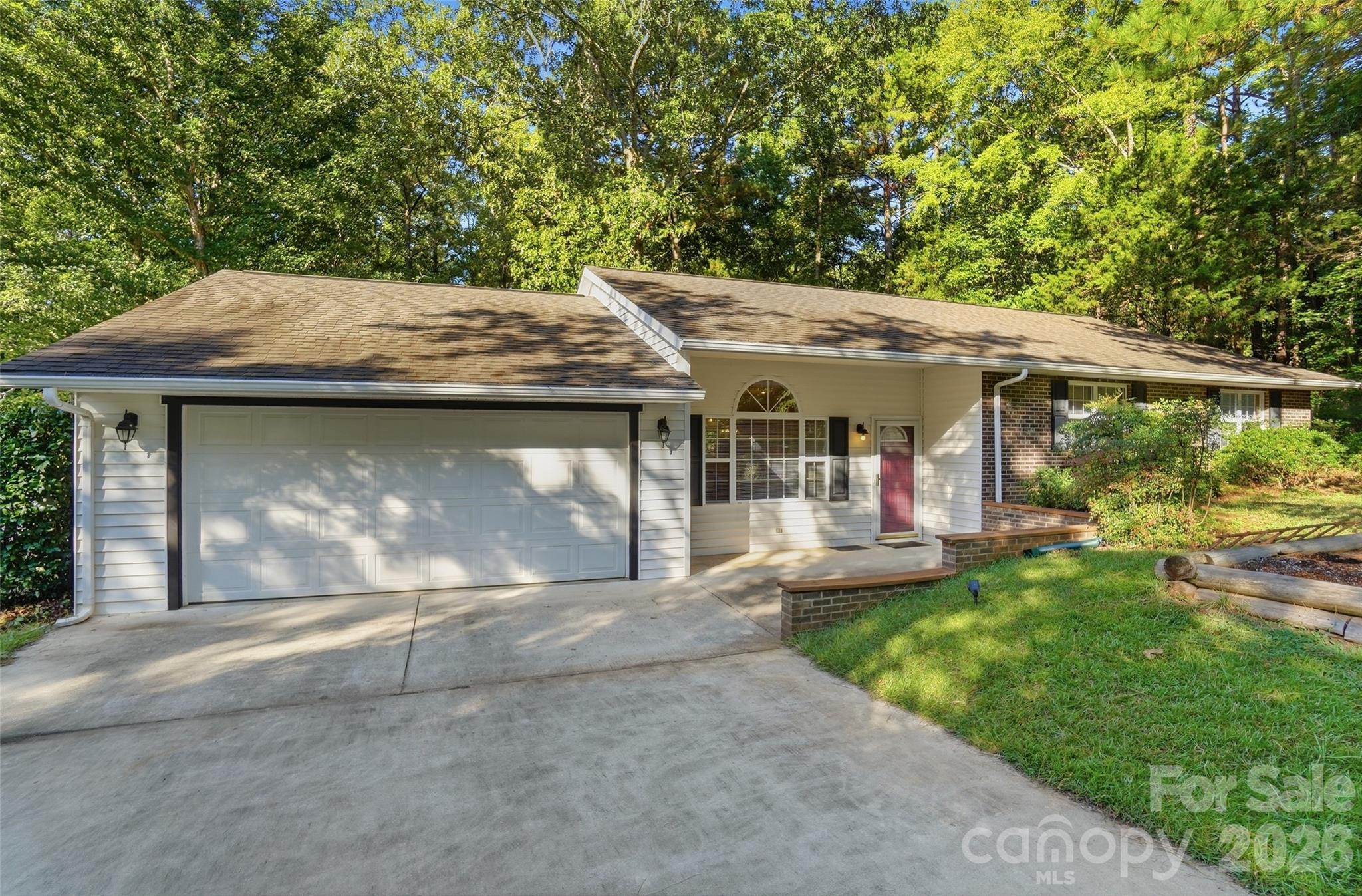 Single Family Residence at 8004 Agape Lane, Waxhaw, photo 6 of 45