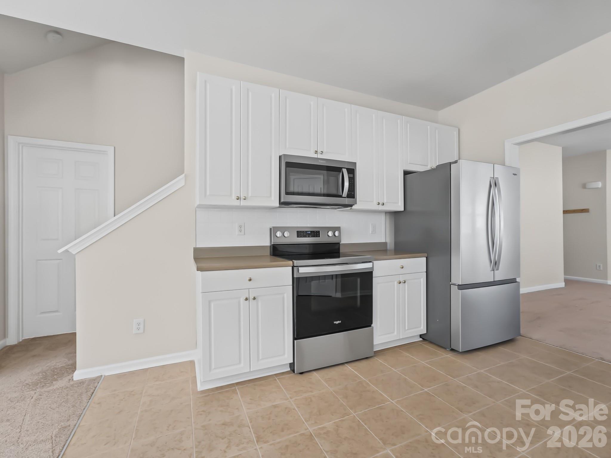 Single Family Residence at 15 Chowan Drive, Fletcher, photo 11 of 36