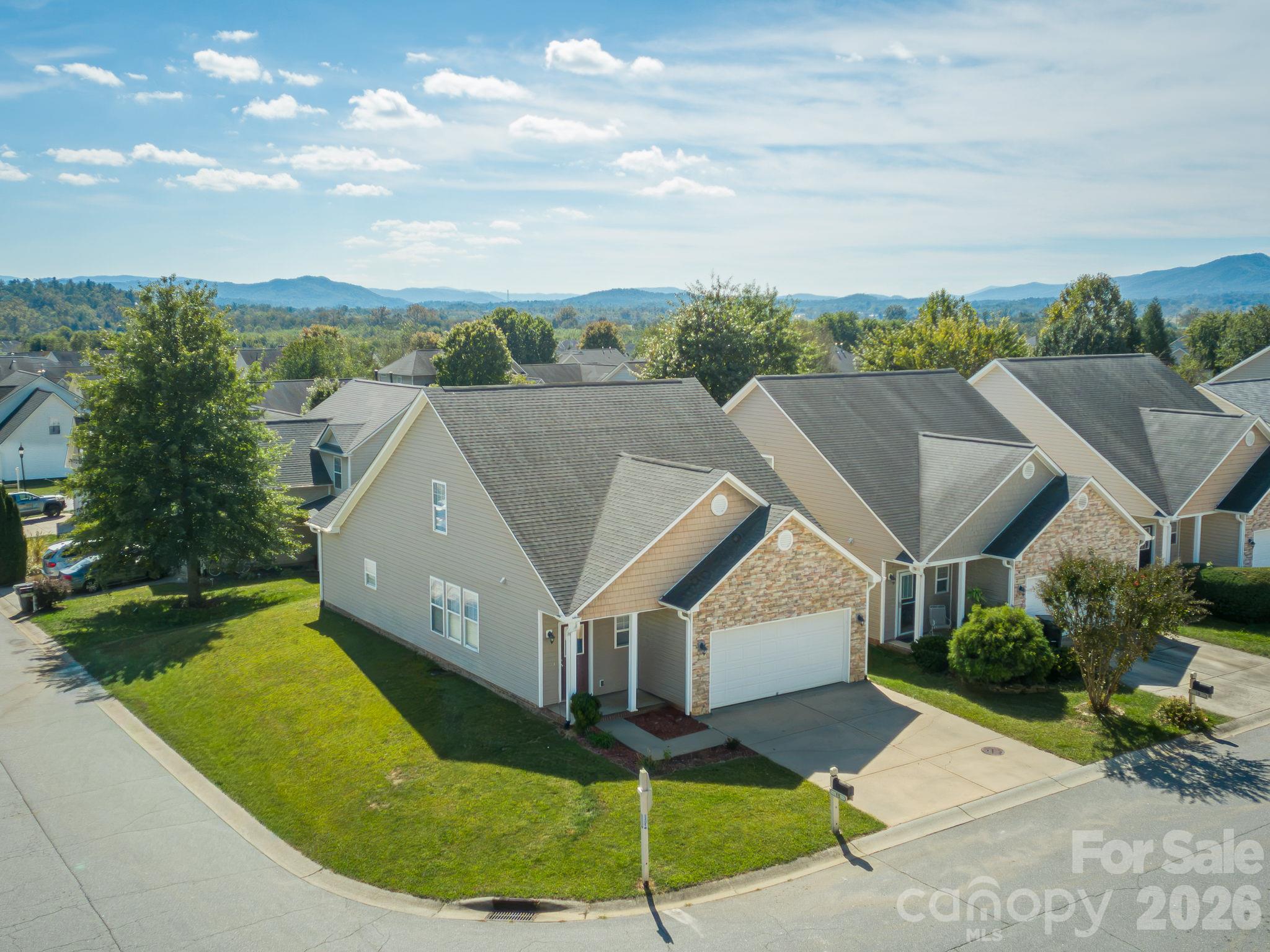 Single Family Residence at 15 Chowan Drive, Fletcher, photo 33 of 36