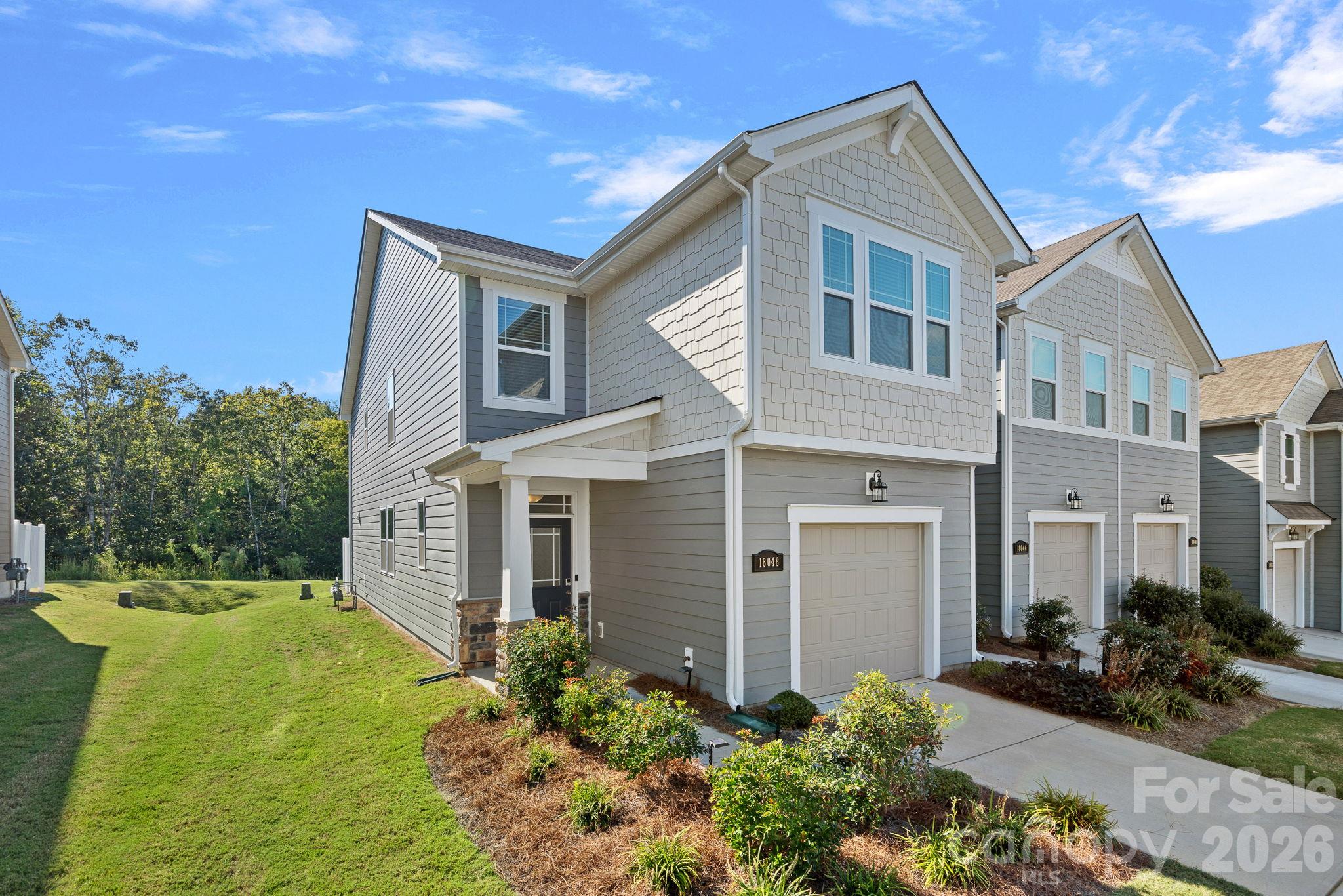Townhouse at 18048 Pear Hawthorne Drive, Huntersville, photo 28 of 30