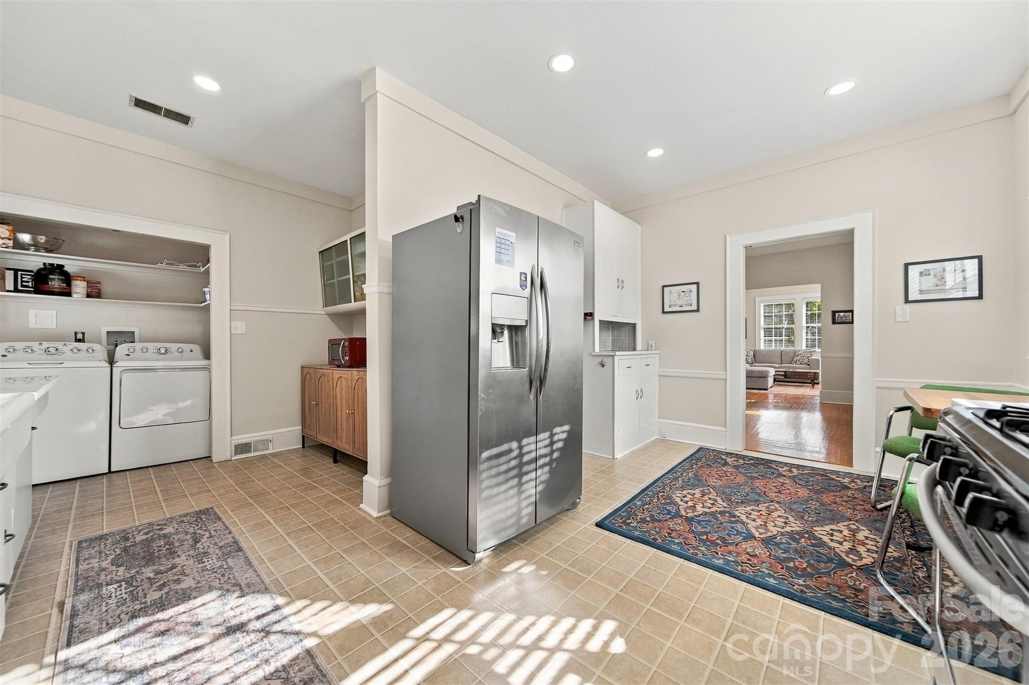 Single Family Residence at 416 Kentwood Street SW, Lenoir, photo 10 of 39