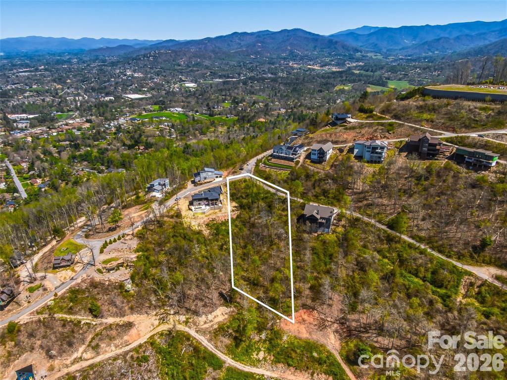 Single Family Residence at 5 Soaring Hawk View, Asheville, photo 15 of 22