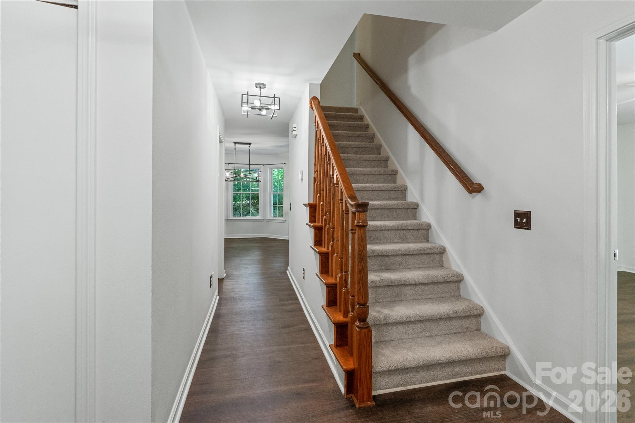 Single Family Residence at 8327 Loma Linda Loop, Waxhaw, photo 4 of 40