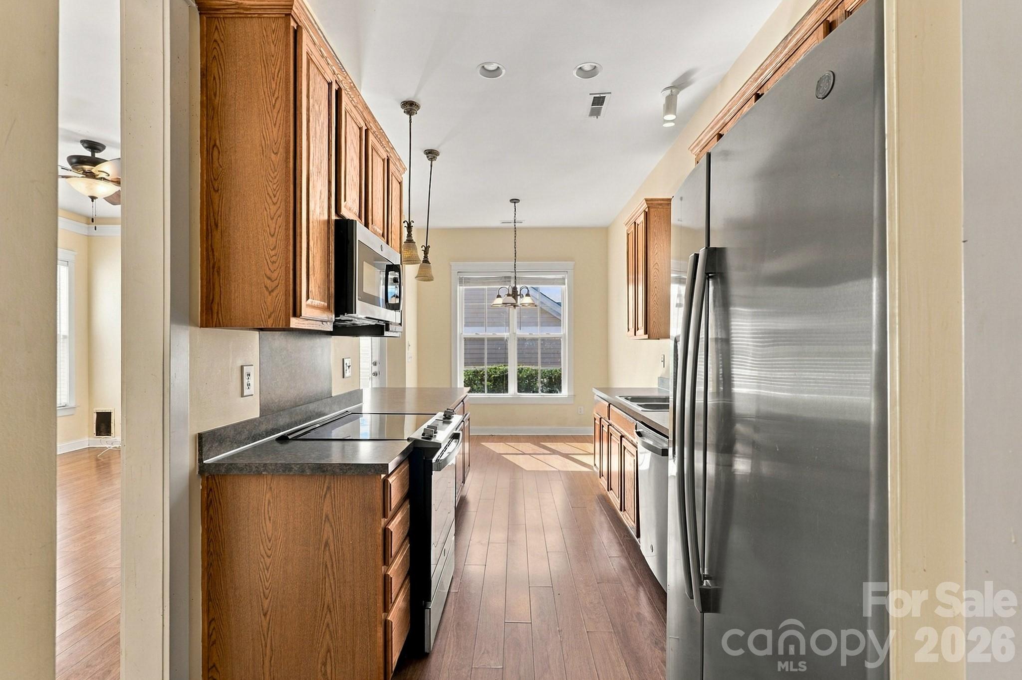 Single Family Residence at 16411 Leavitt Lane, Davidson, photo 8 of 38
