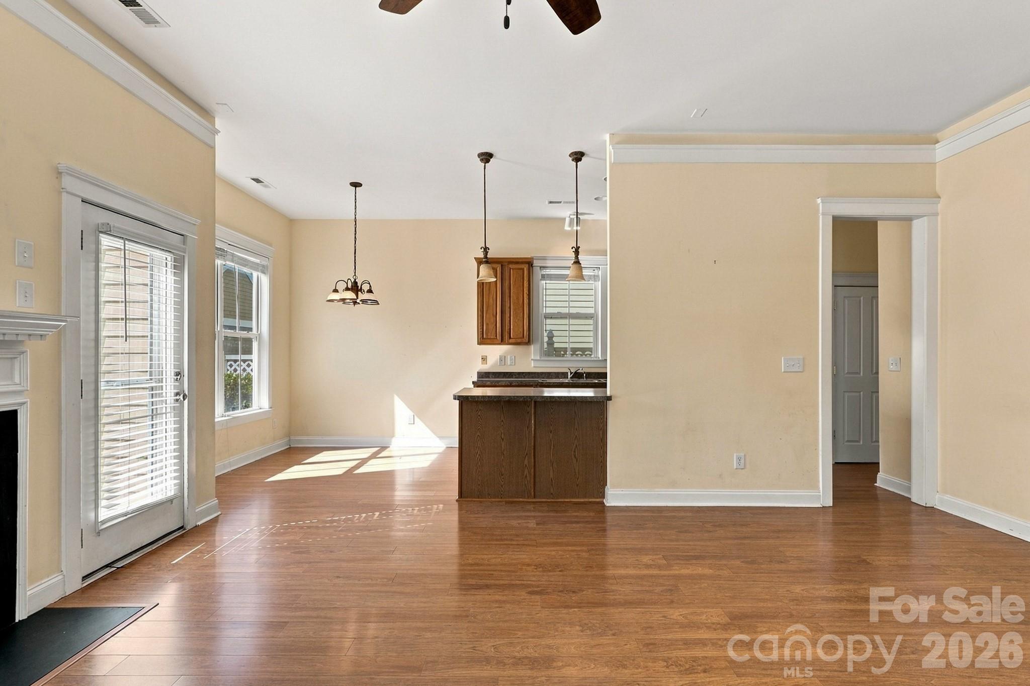 Single Family Residence at 16411 Leavitt Lane, Davidson, photo 9 of 38