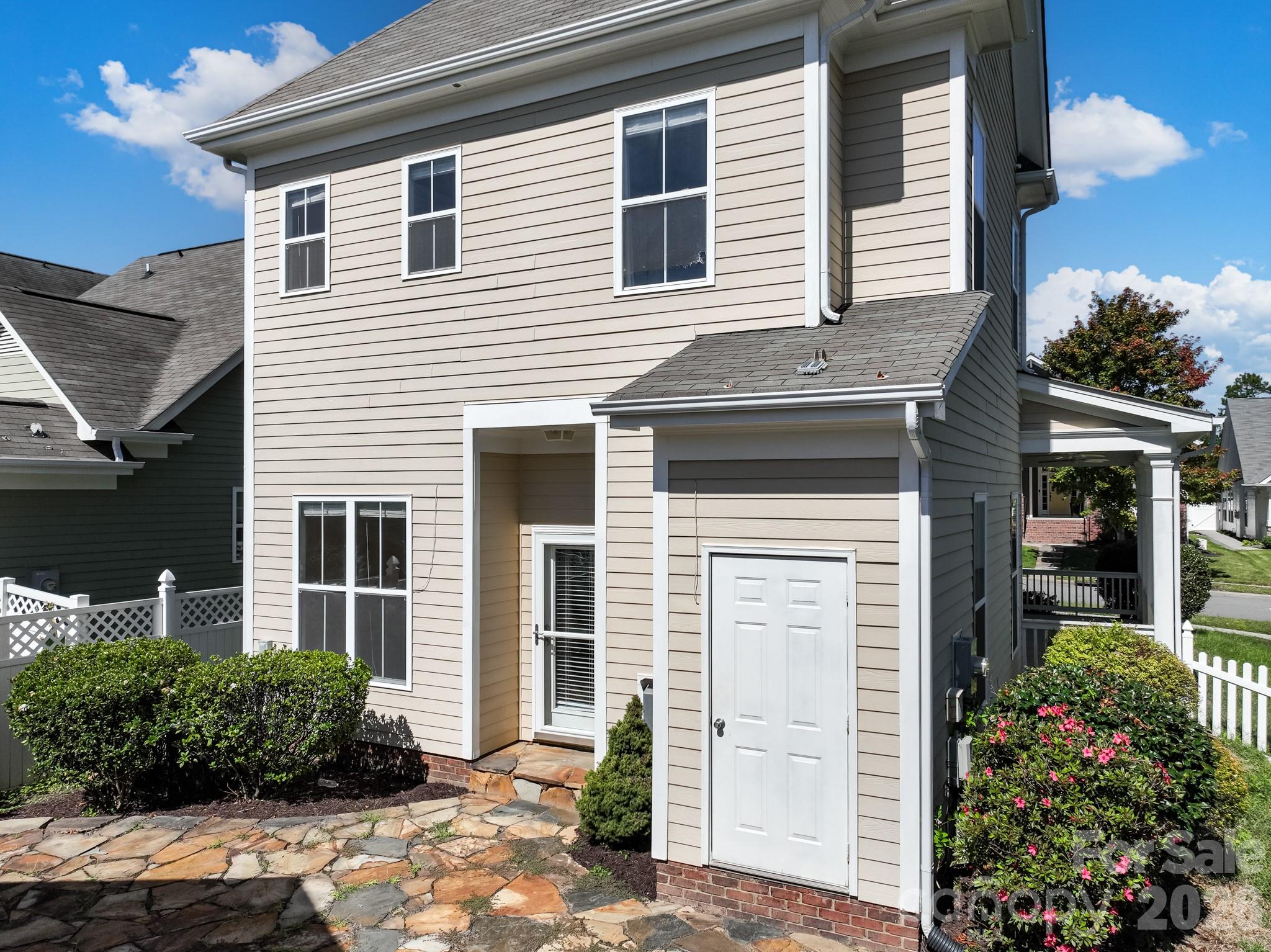 Single Family Residence at 16411 Leavitt Lane, Davidson, photo 30 of 38