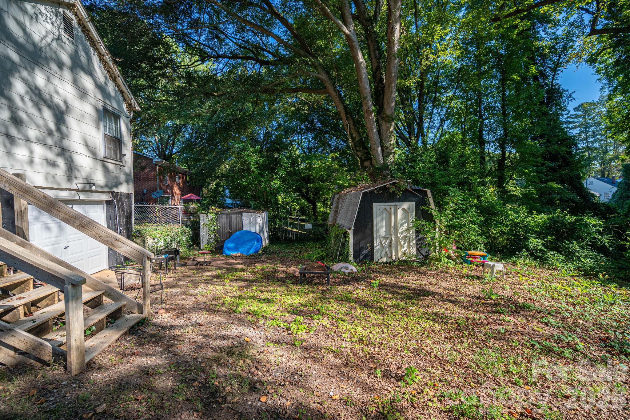 Single Family Residence at 712 N Weldon Street, Gastonia, photo 15 of 39