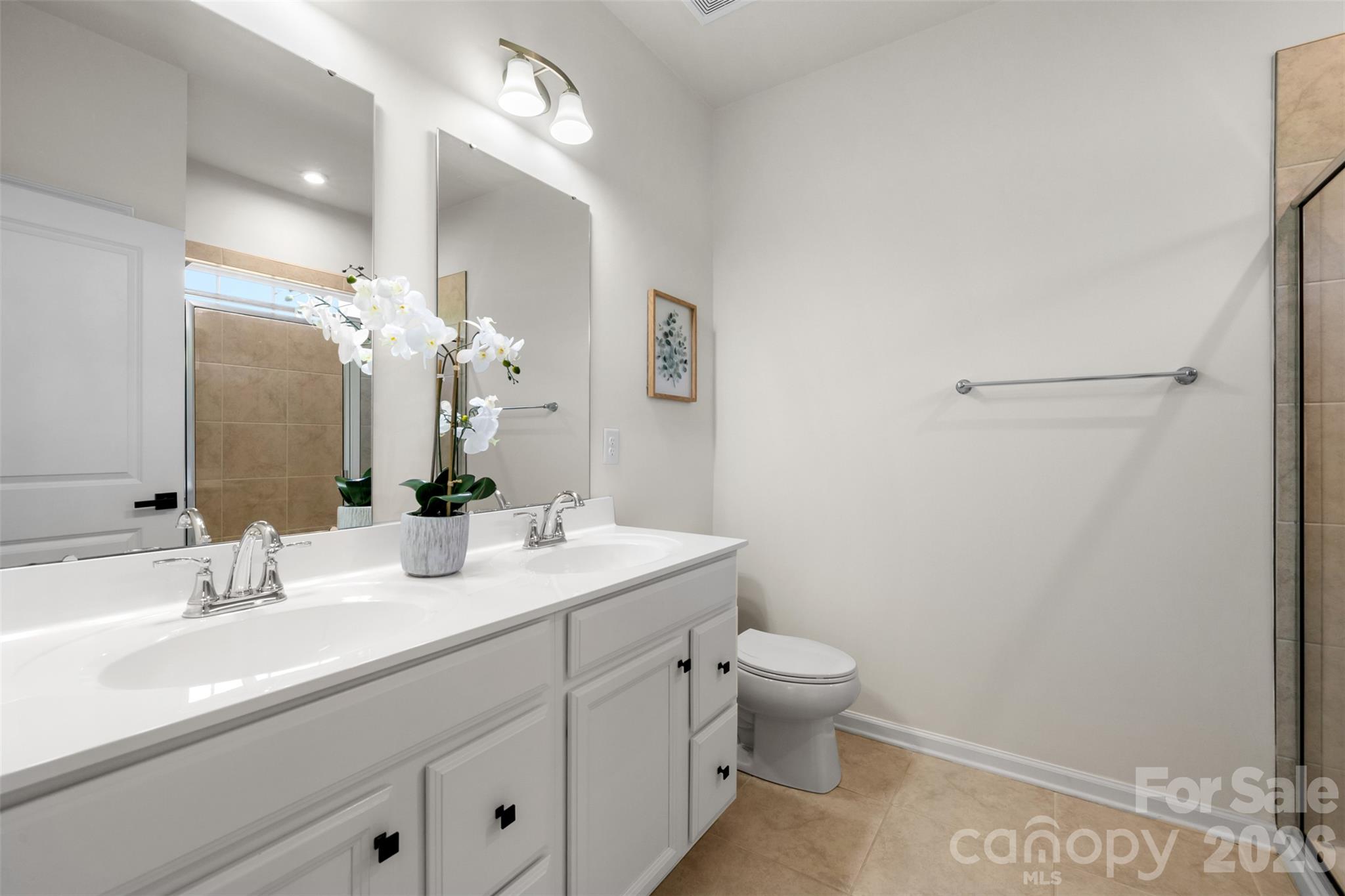 Townhouse at 2050 Dornoch Road, Tega Cay, photo 12 of 23