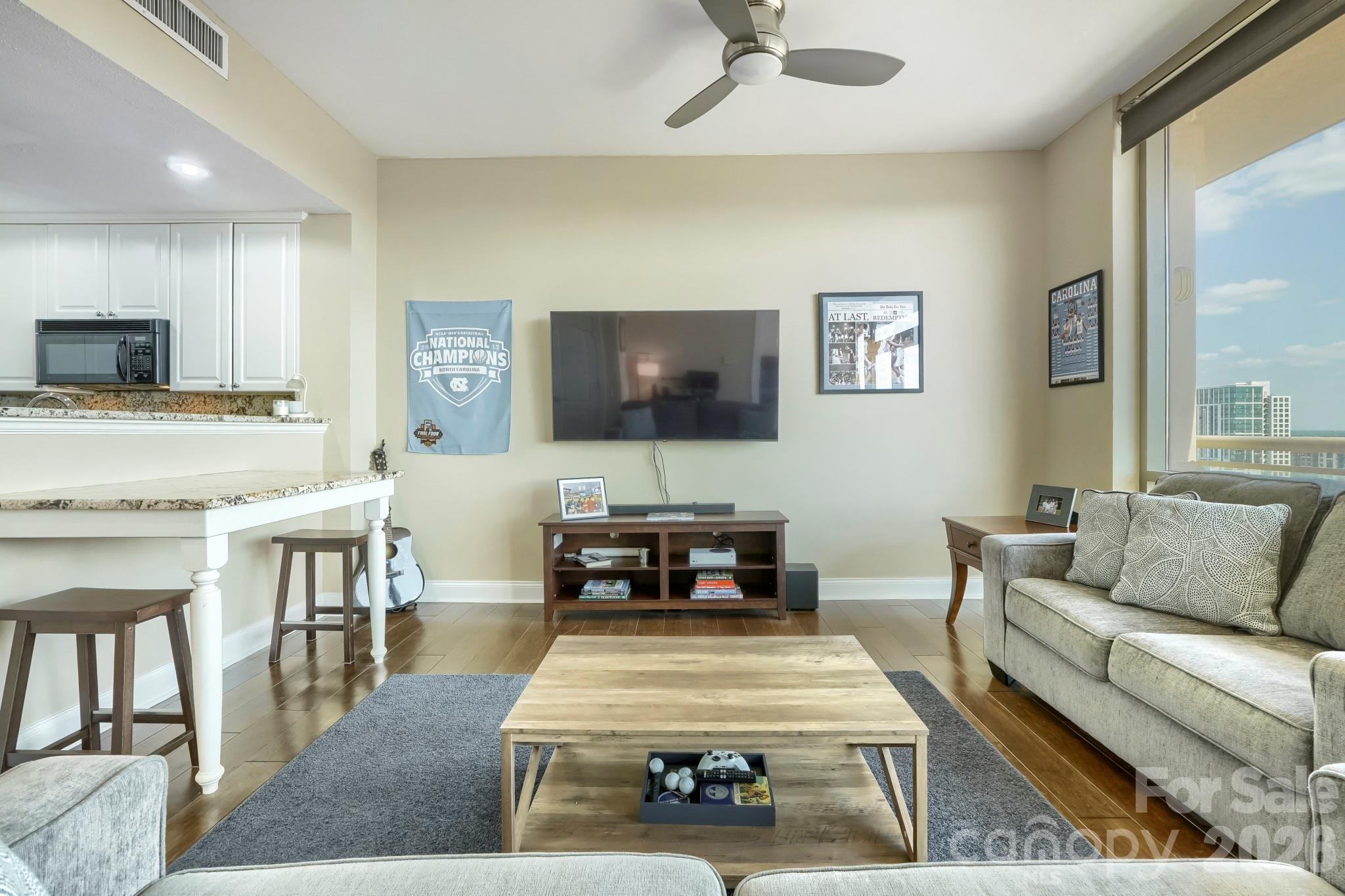 Condominium at 315 Arlington Avenue, Charlotte, photo 8 of 43