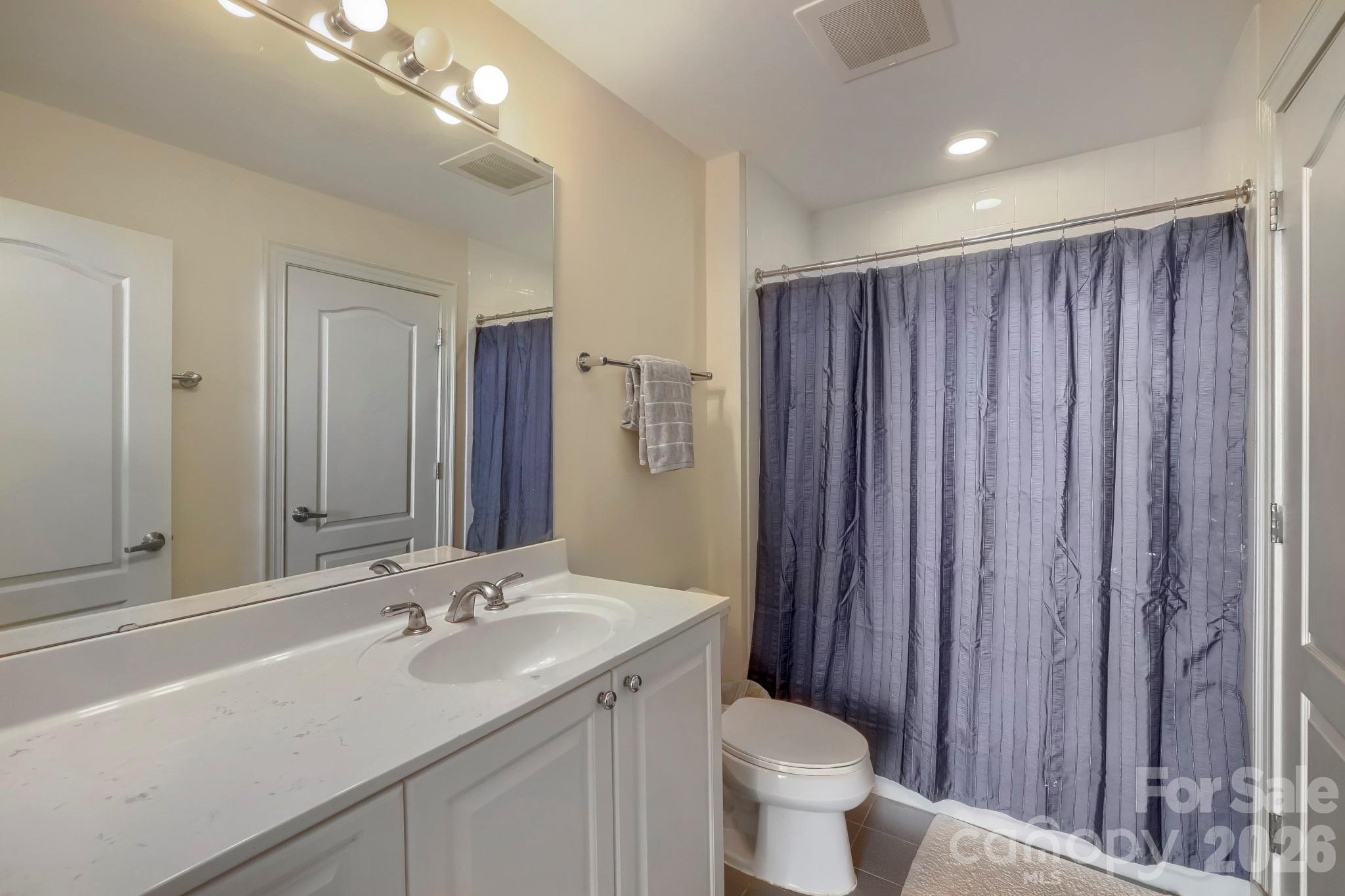 Condominium at 315 Arlington Avenue, Charlotte, photo 20 of 43