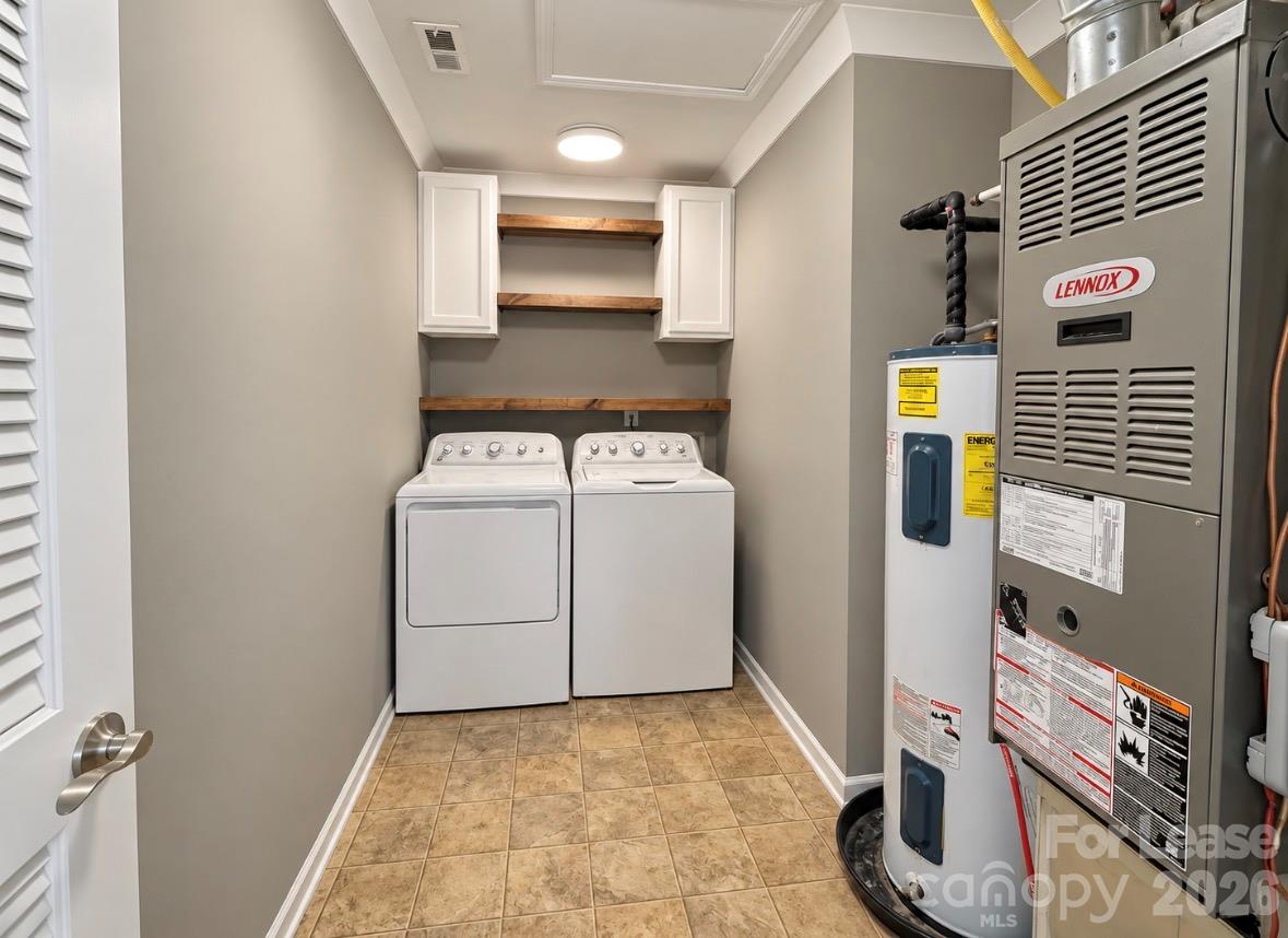 Single Family Residence at 133 Altondale Drive, Statesville, photo 13 of 17