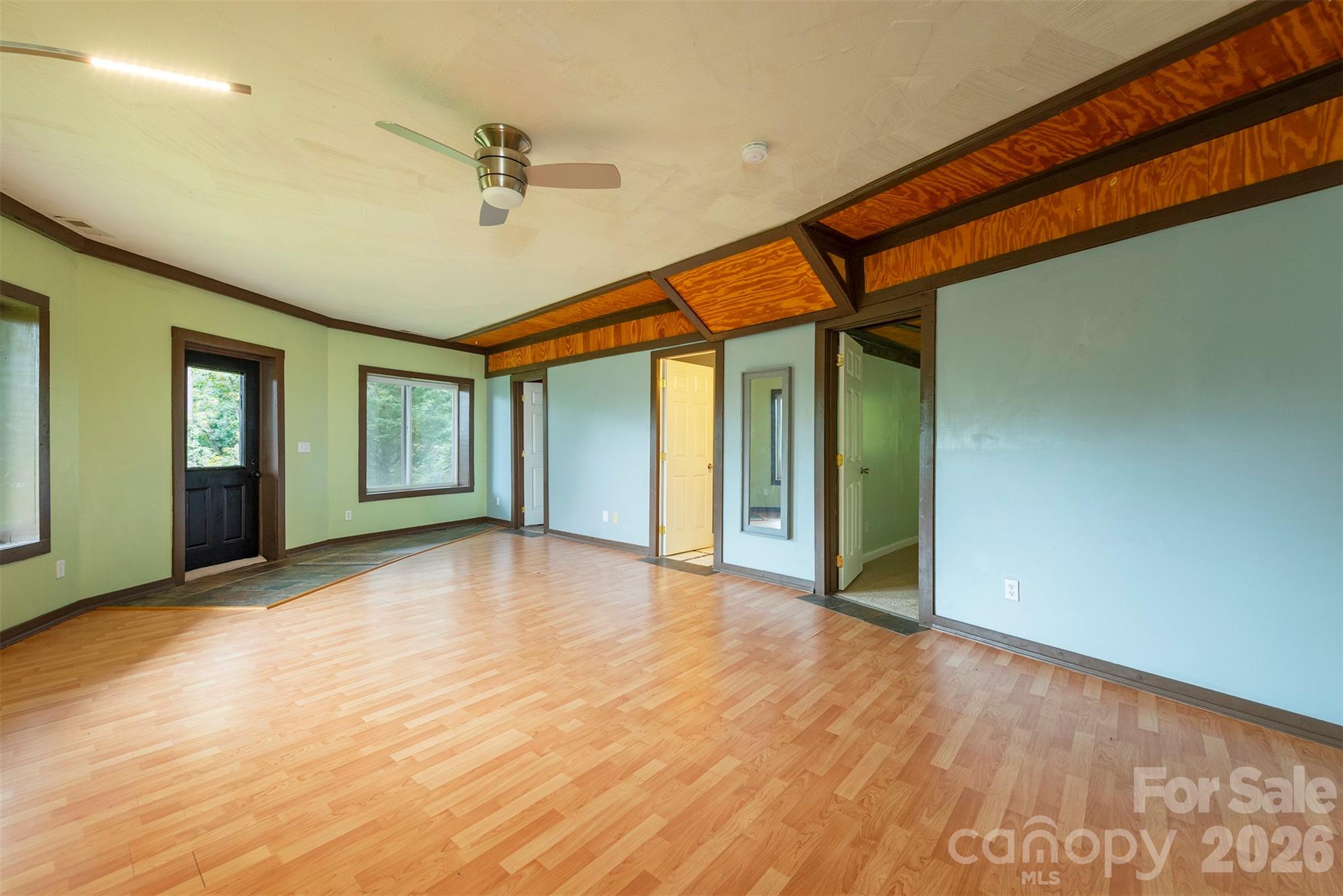 Lower-level living area - 281 Bearwallow Trail, Leicester
