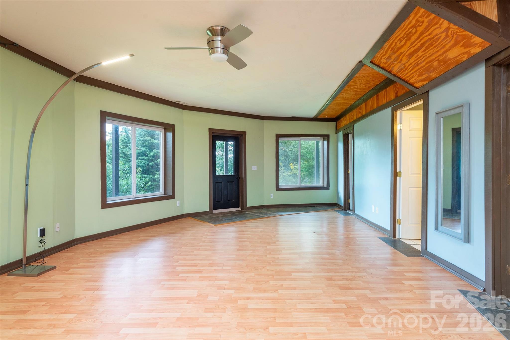 Lower-level living area - 281 Bearwallow Trail, Leicester