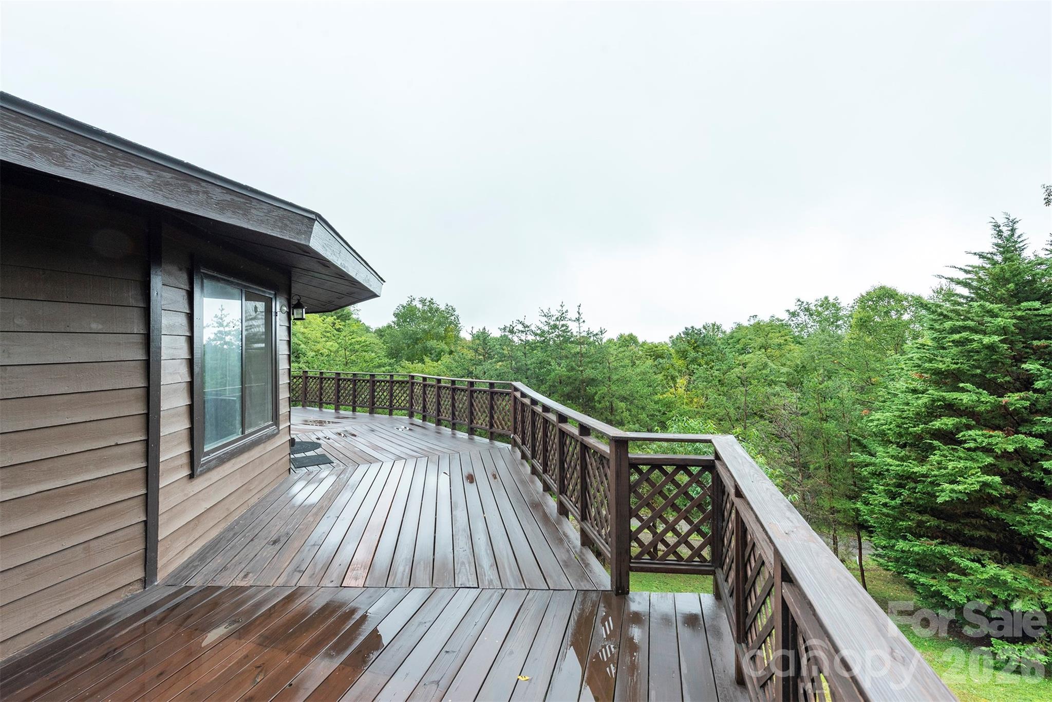 Seasonal mountain views - 281 Bearwallow Trail, Leicester