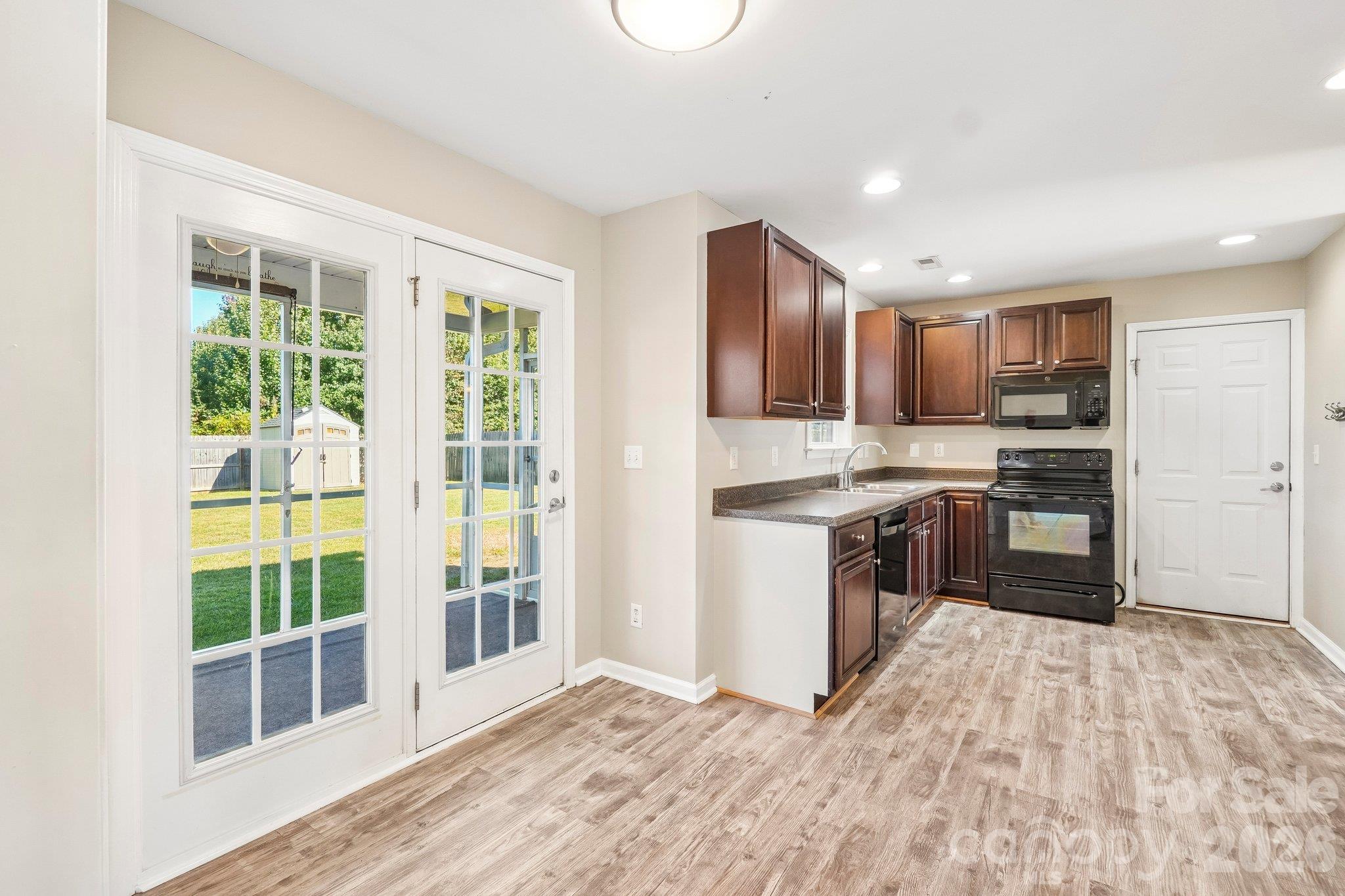 Single Family Residence at 244 Mud Creek Road, Fletcher, photo 11 of 41