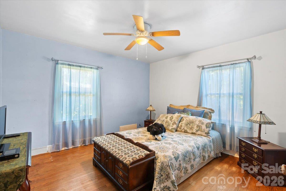 Single Family Residence at 1720 Flynwood Drive, Charlotte, photo 21 of 34
