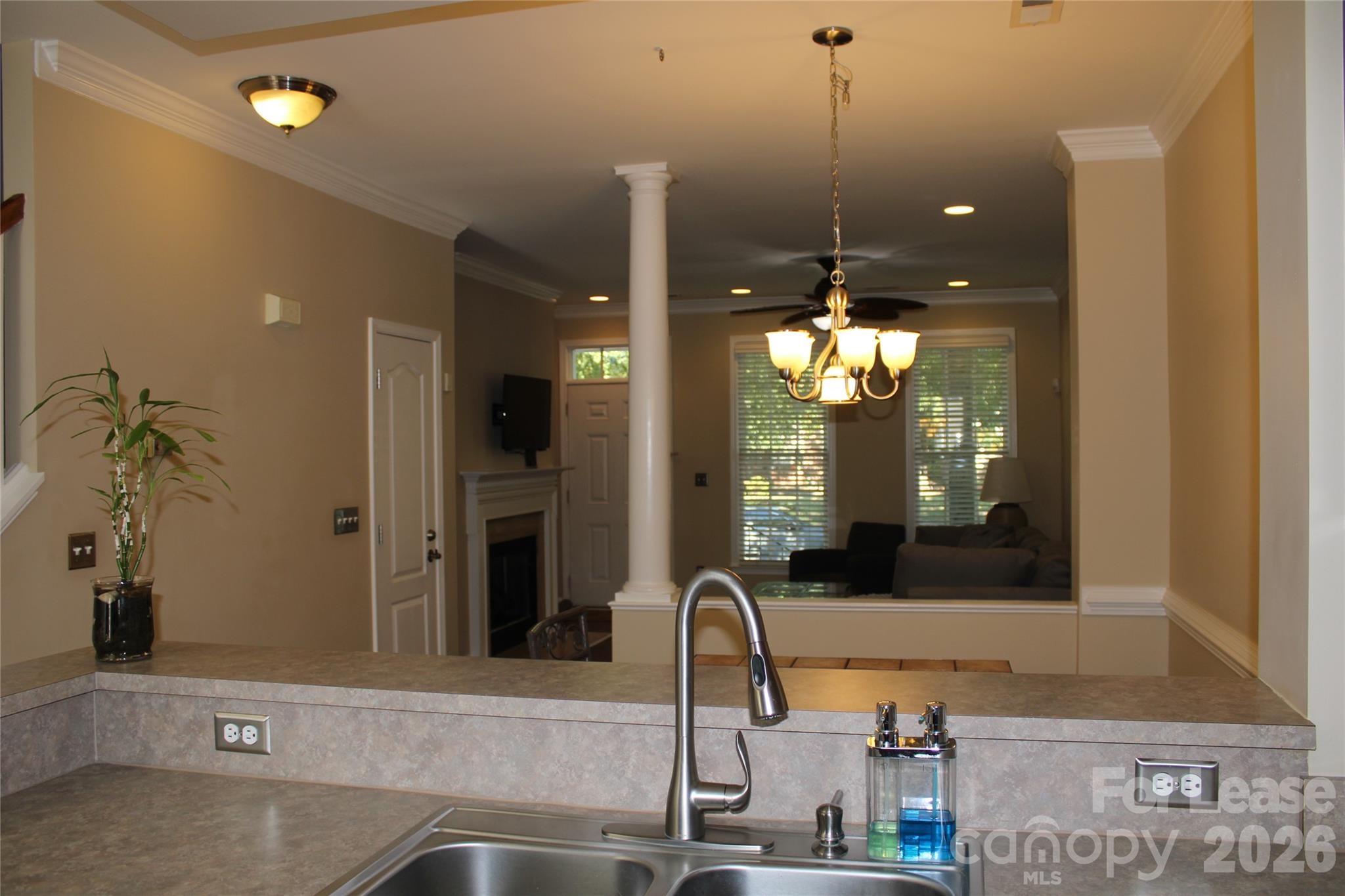 Townhouse at 13708 Anthea Lane, Huntersville, photo 12 of 30
