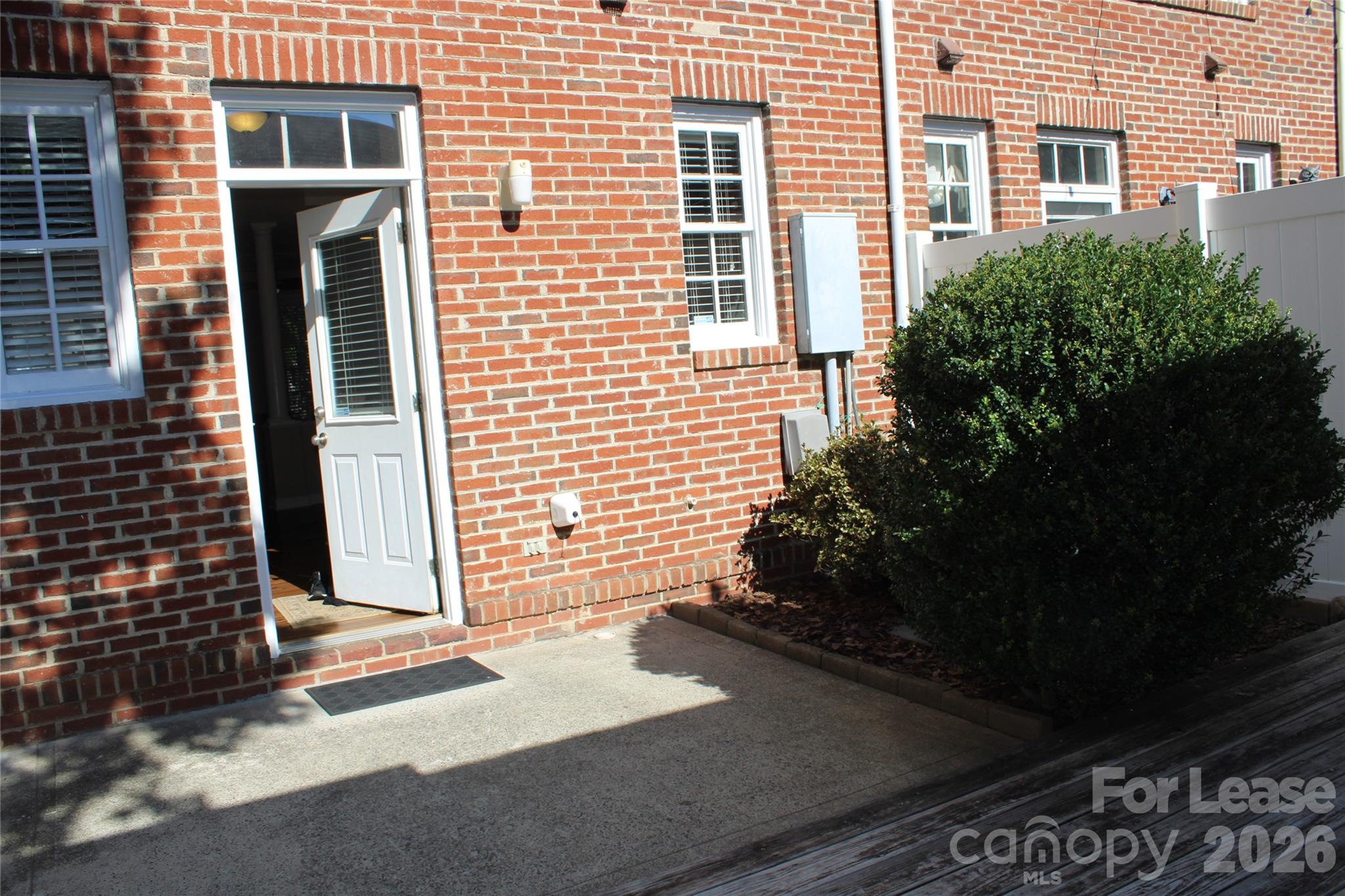 Townhouse at 13708 Anthea Lane, Huntersville, photo 24 of 30