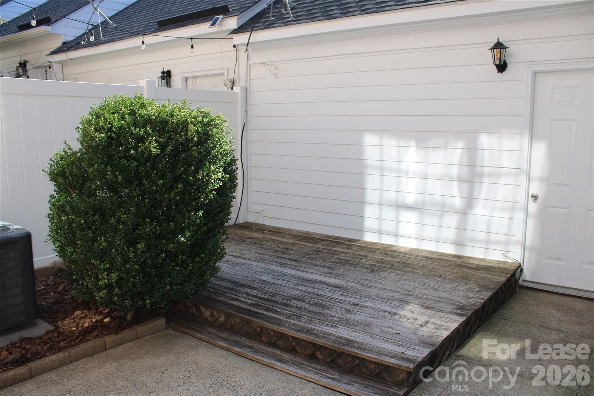 Townhouse at 13708 Anthea Lane, Huntersville, photo 25 of 30