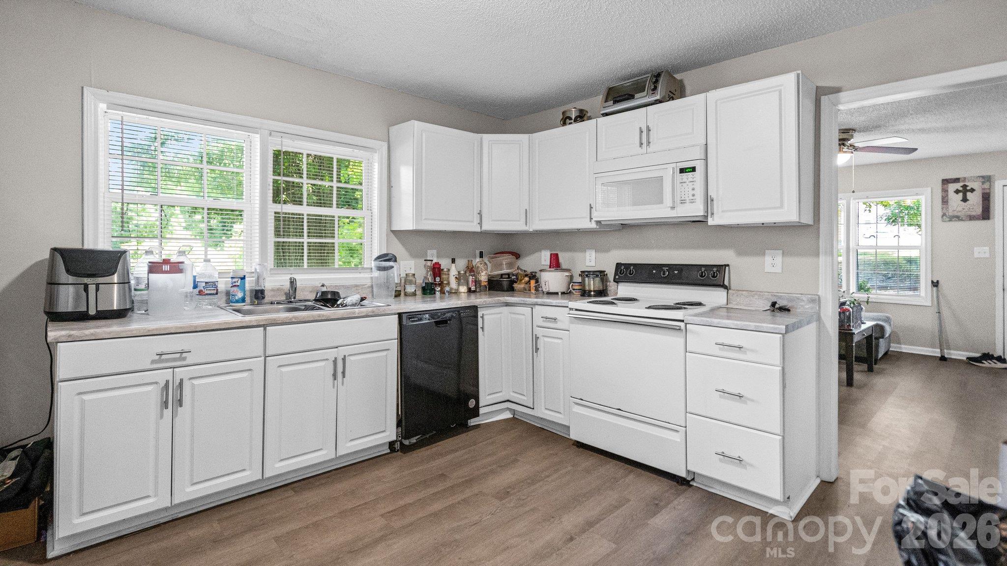 Duplex at 1501 Madison Street, Gastonia, photo 10 of 34