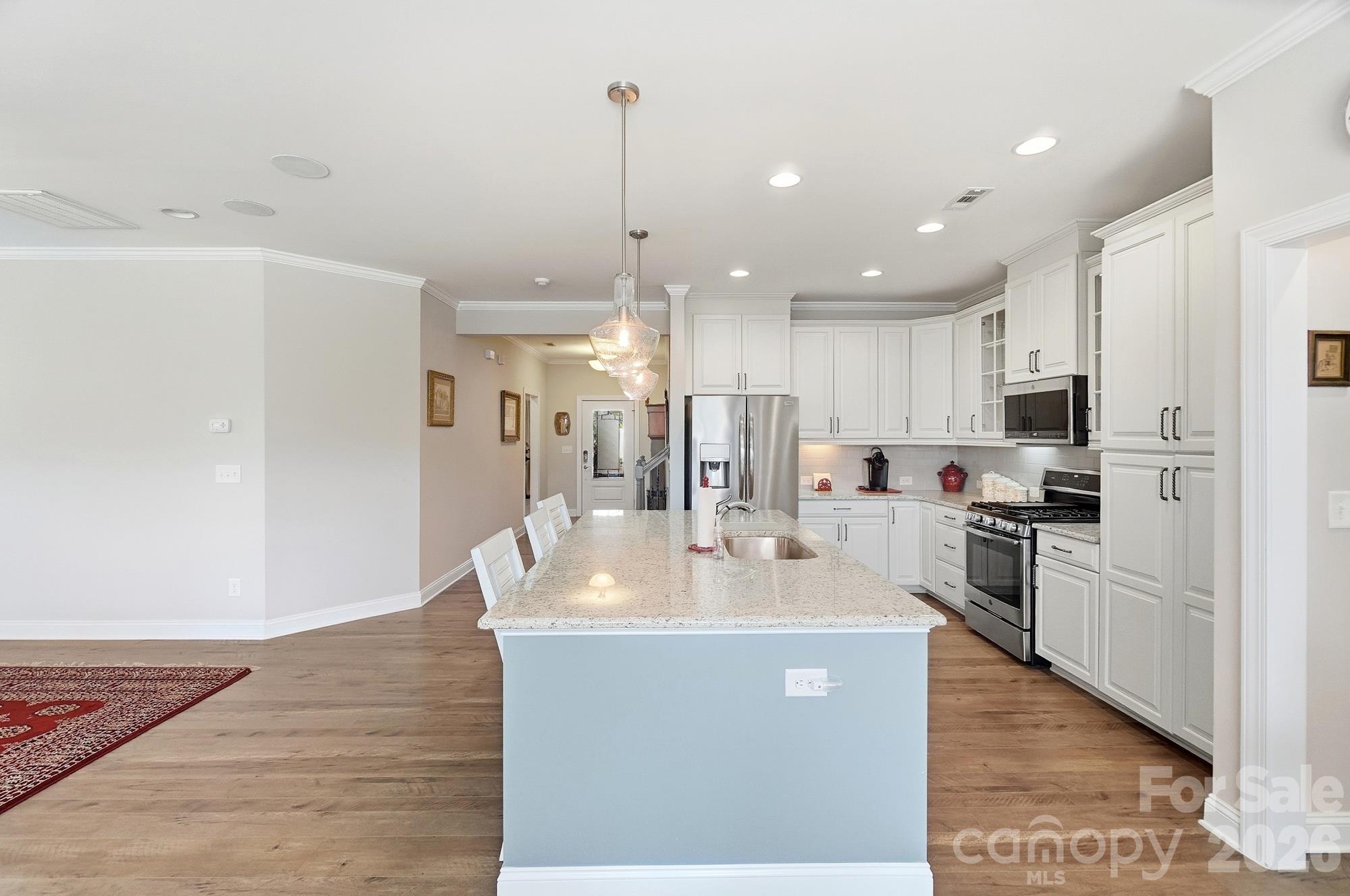 Single Family Residence at 515 Trillium Way, Belmont, photo 12 of 38