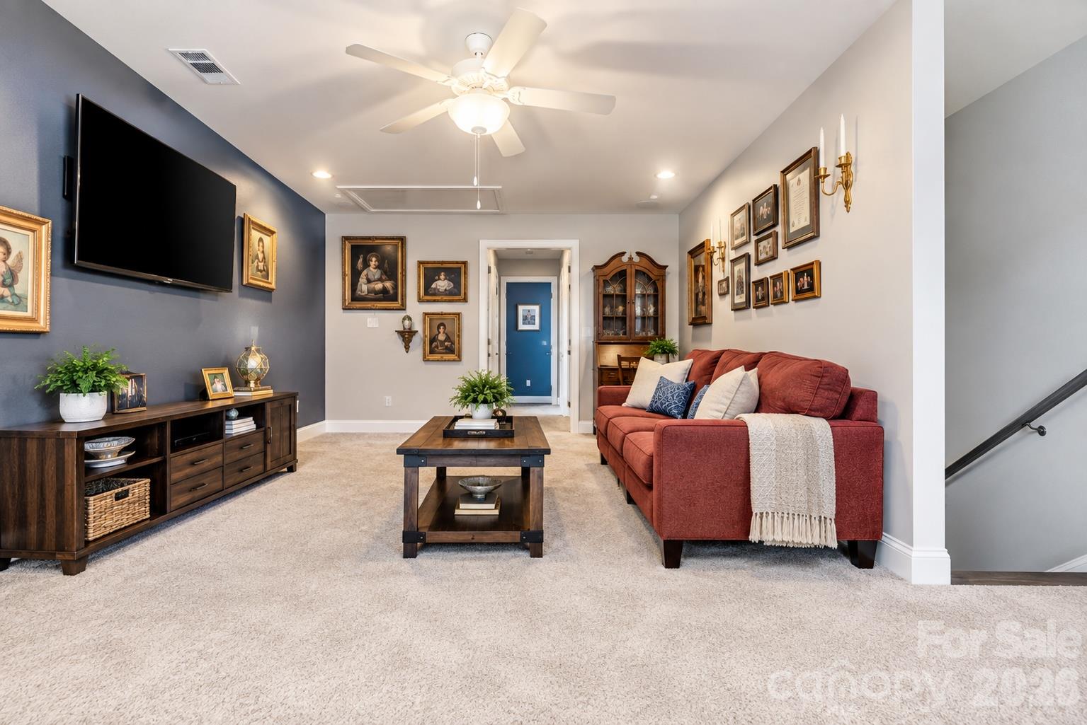 Single Family Residence at 515 Trillium Way, Belmont, photo 29 of 38