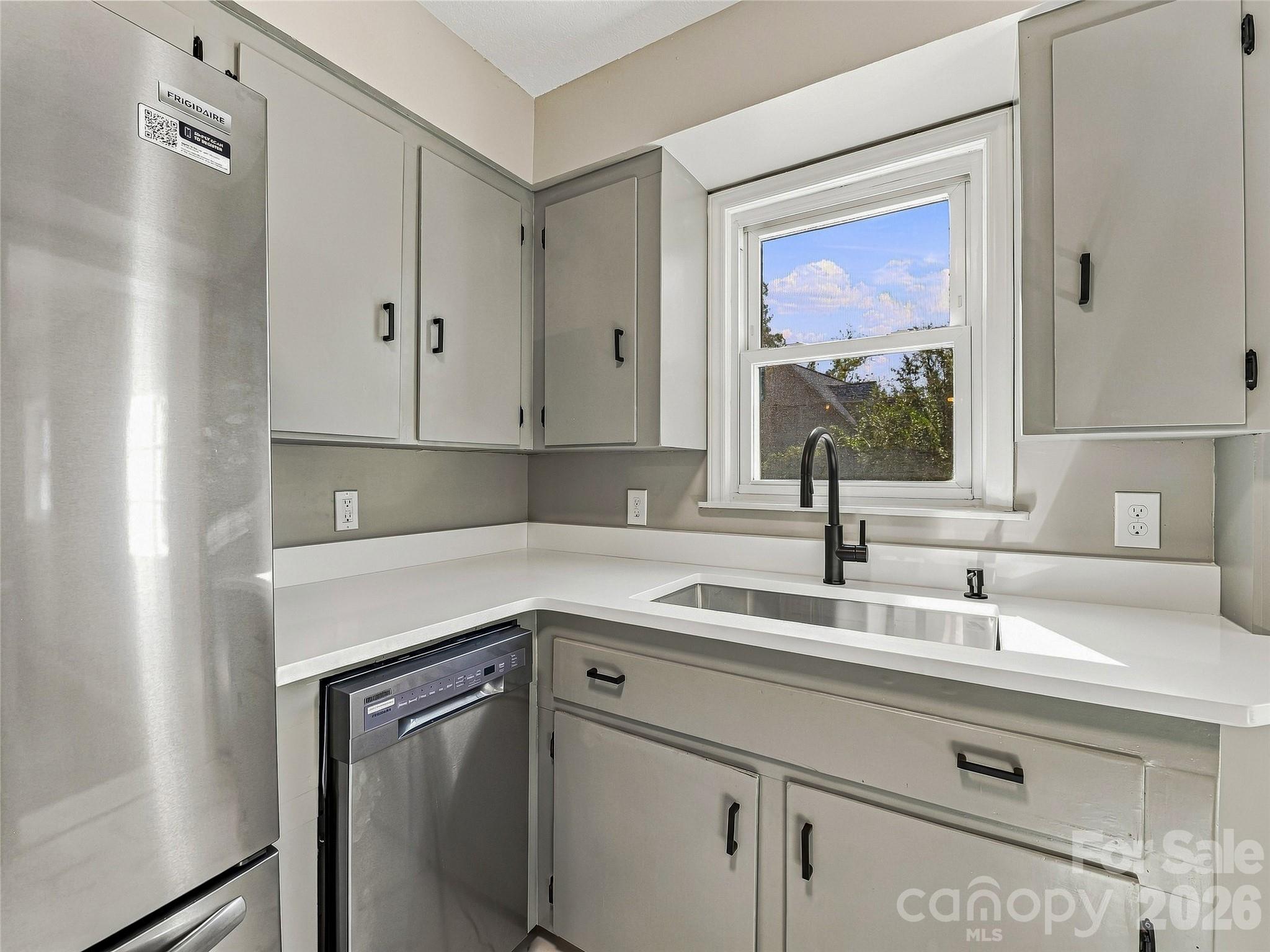 Single Family Residence at 71 Murphy Hill Road, Weaverville, photo 12 of 33