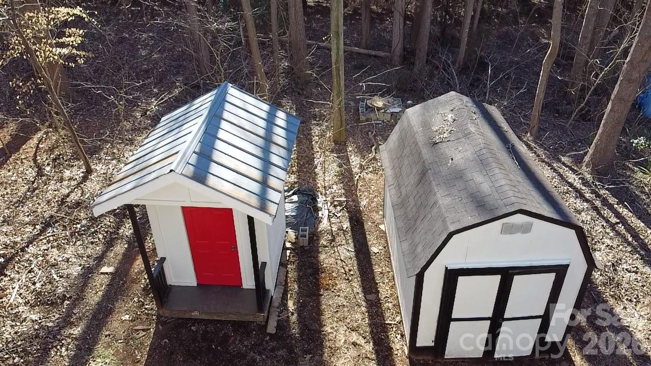 Sheds - 113 Highlander Street, Morganton