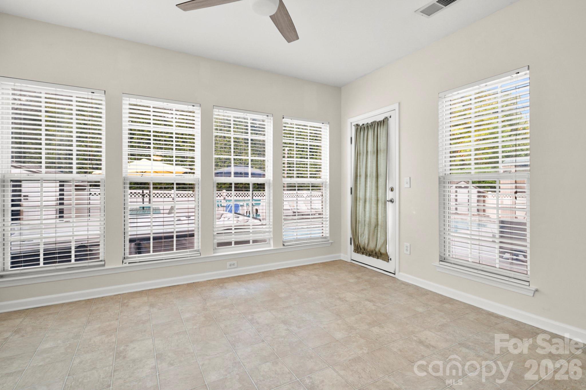 Single Family Residence at 4105 Autumn Cove Drive, Clover, photo 14 of 43