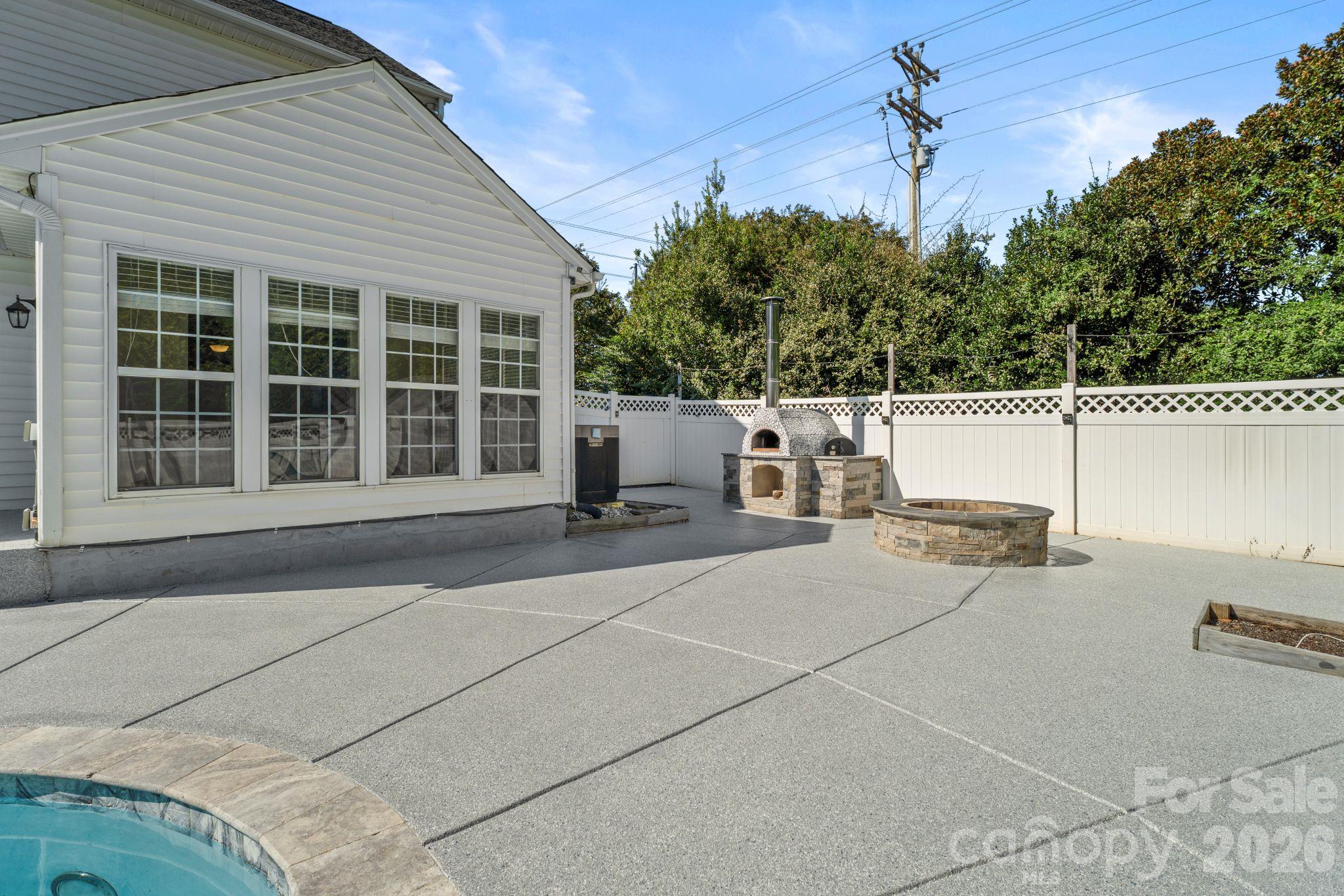 Single Family Residence at 4105 Autumn Cove Drive, Clover, photo 32 of 43