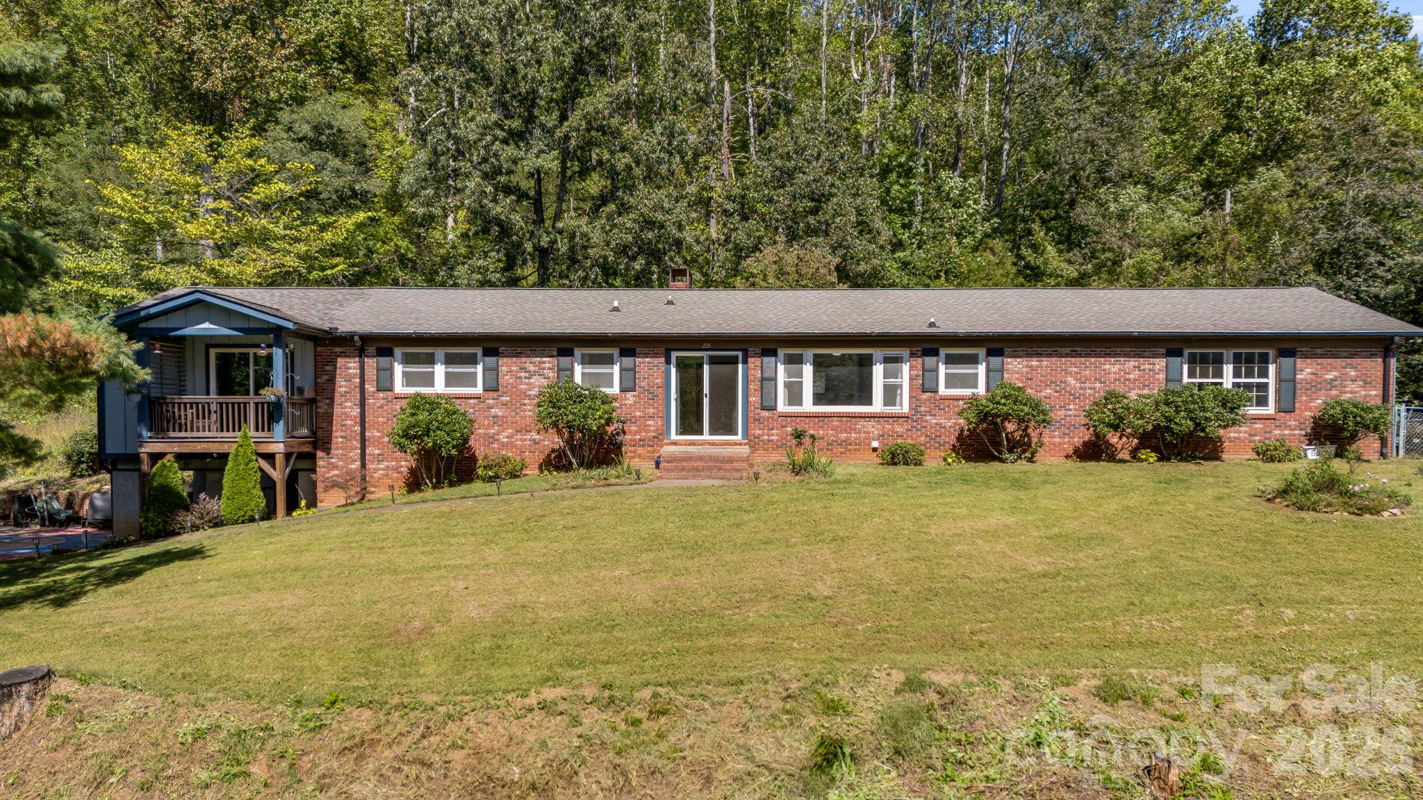 Single Family Residence at 226 Mills Gap Road, Asheville, photo 2 of 42