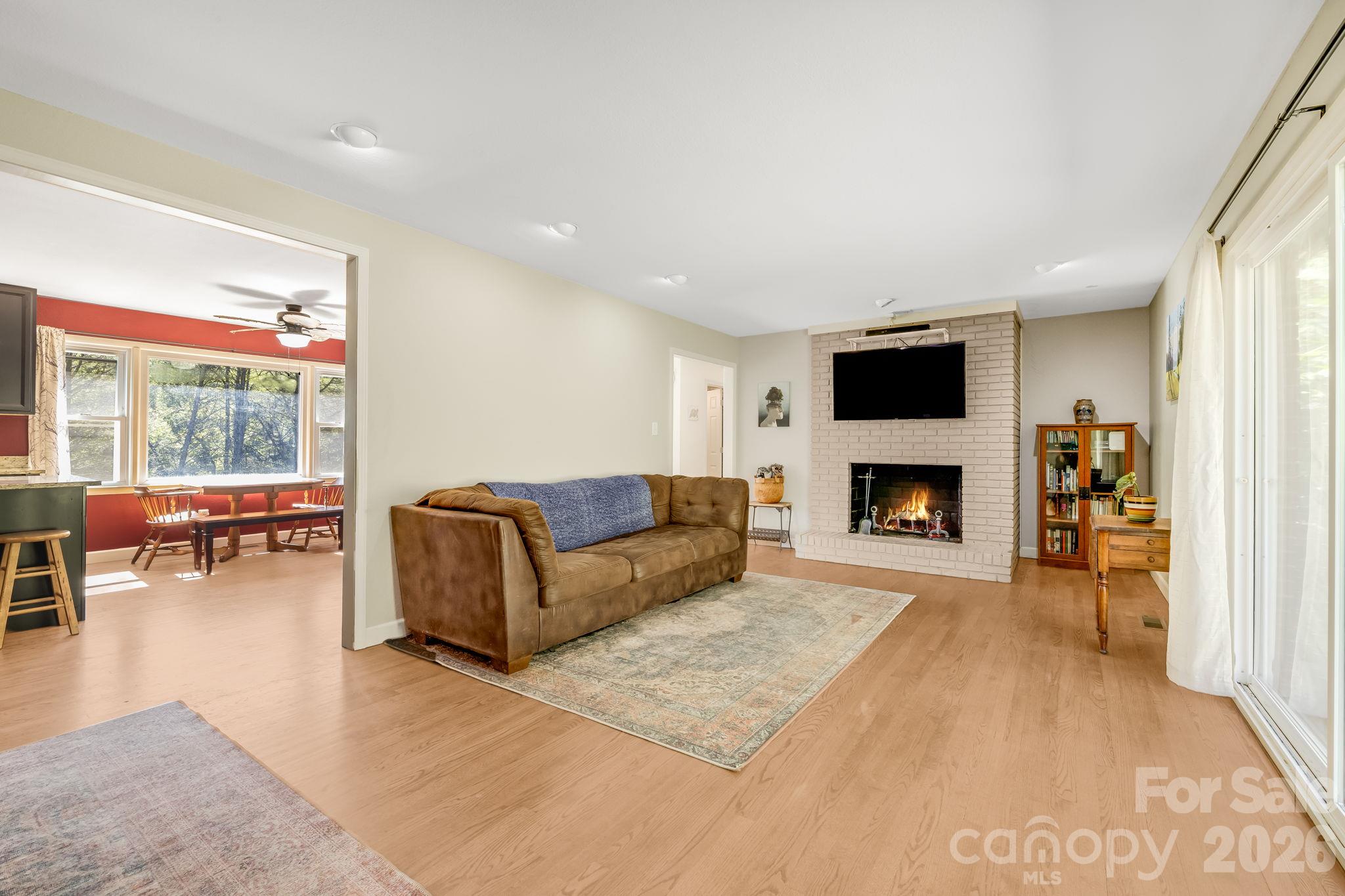 Single Family Residence at 226 Mills Gap Road, Asheville, photo 6 of 42