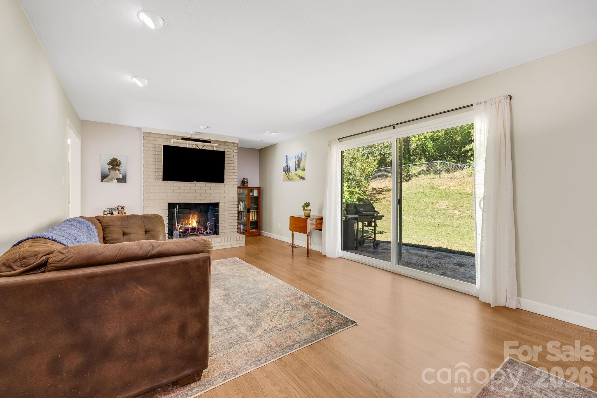 Single Family Residence at 226 Mills Gap Road, Asheville, photo 7 of 42