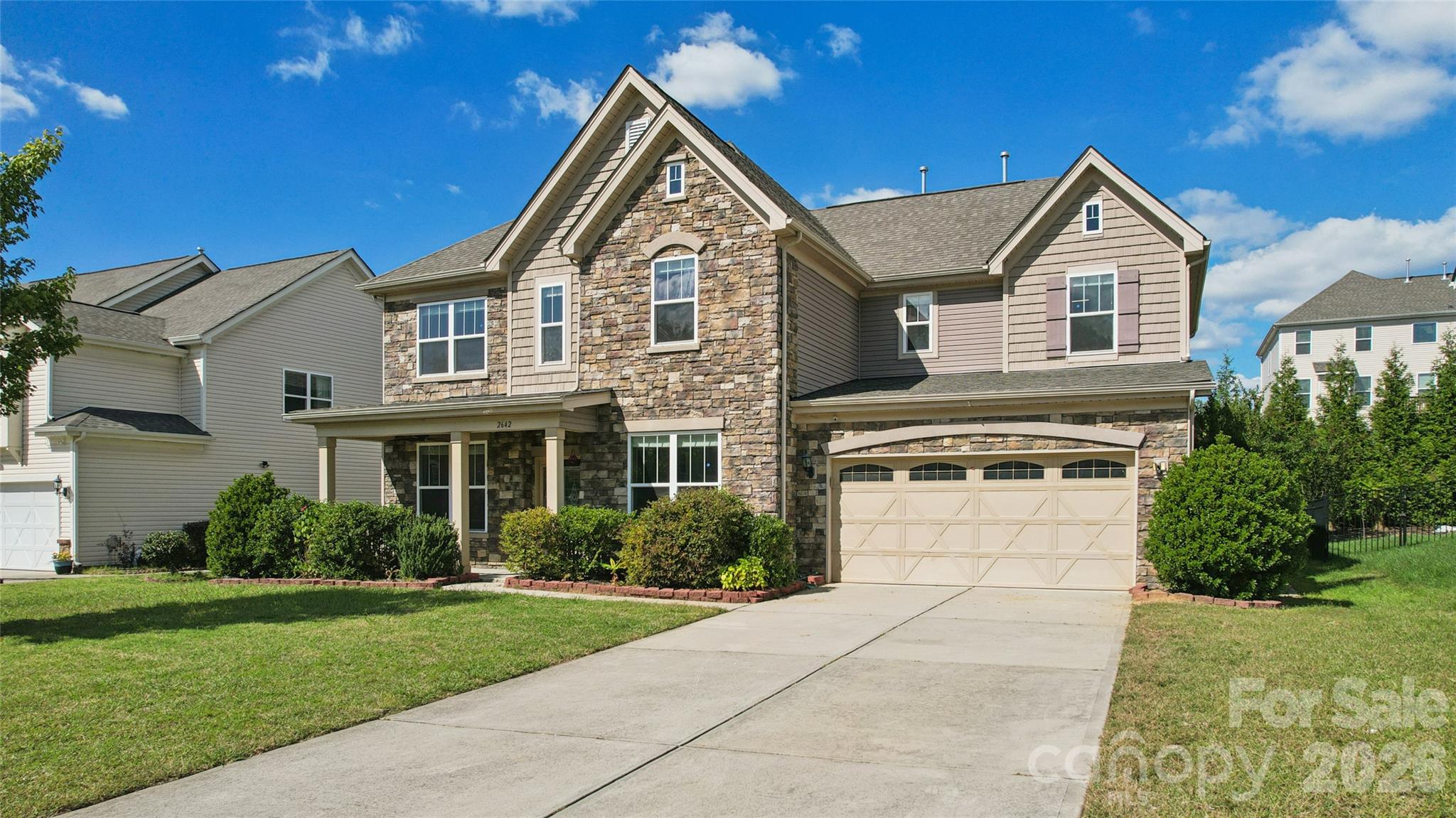 Single Family Residence at 2642 Treeline Drive, Concord, photo 2 of 43
