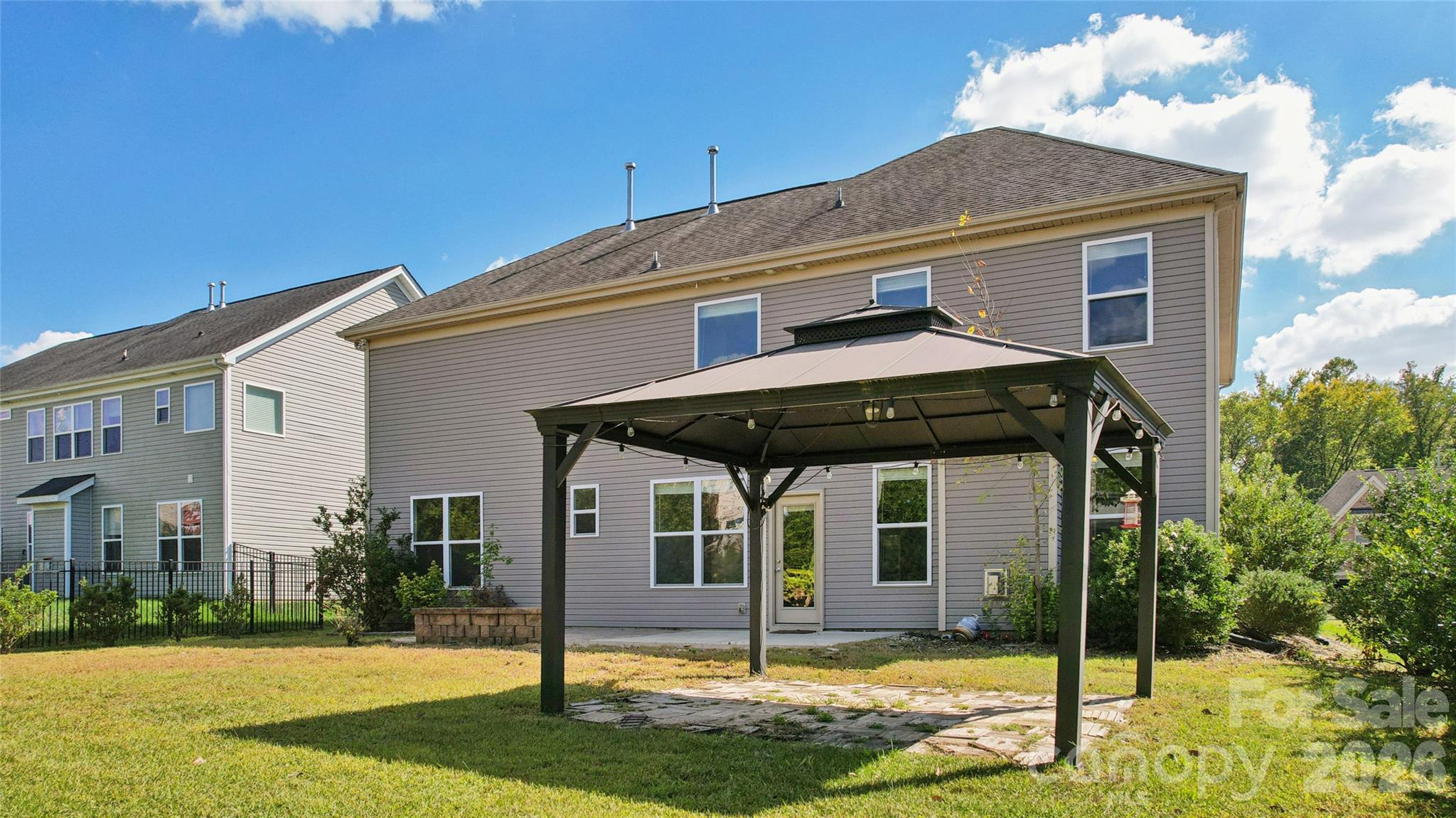 Single Family Residence at 2642 Treeline Drive, Concord, photo 38 of 43