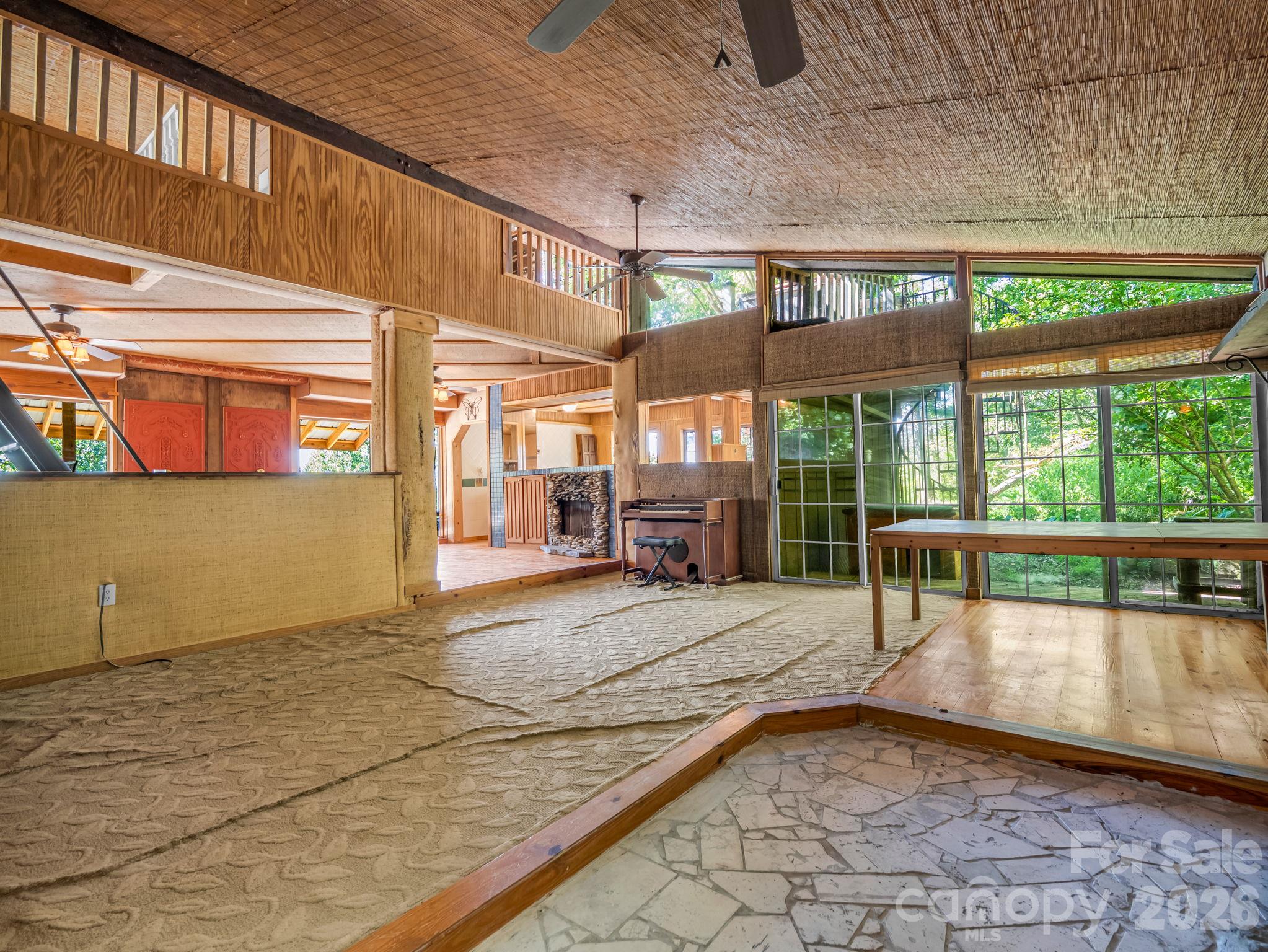 Single Family Residence at 500 E Poplar Drive, Hendersonville, photo 17 of 42